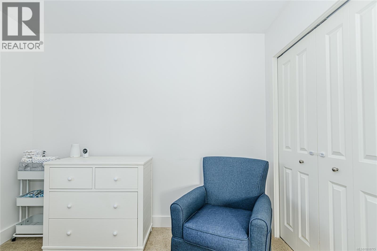 1043 Skylar Circle Property Photo 30