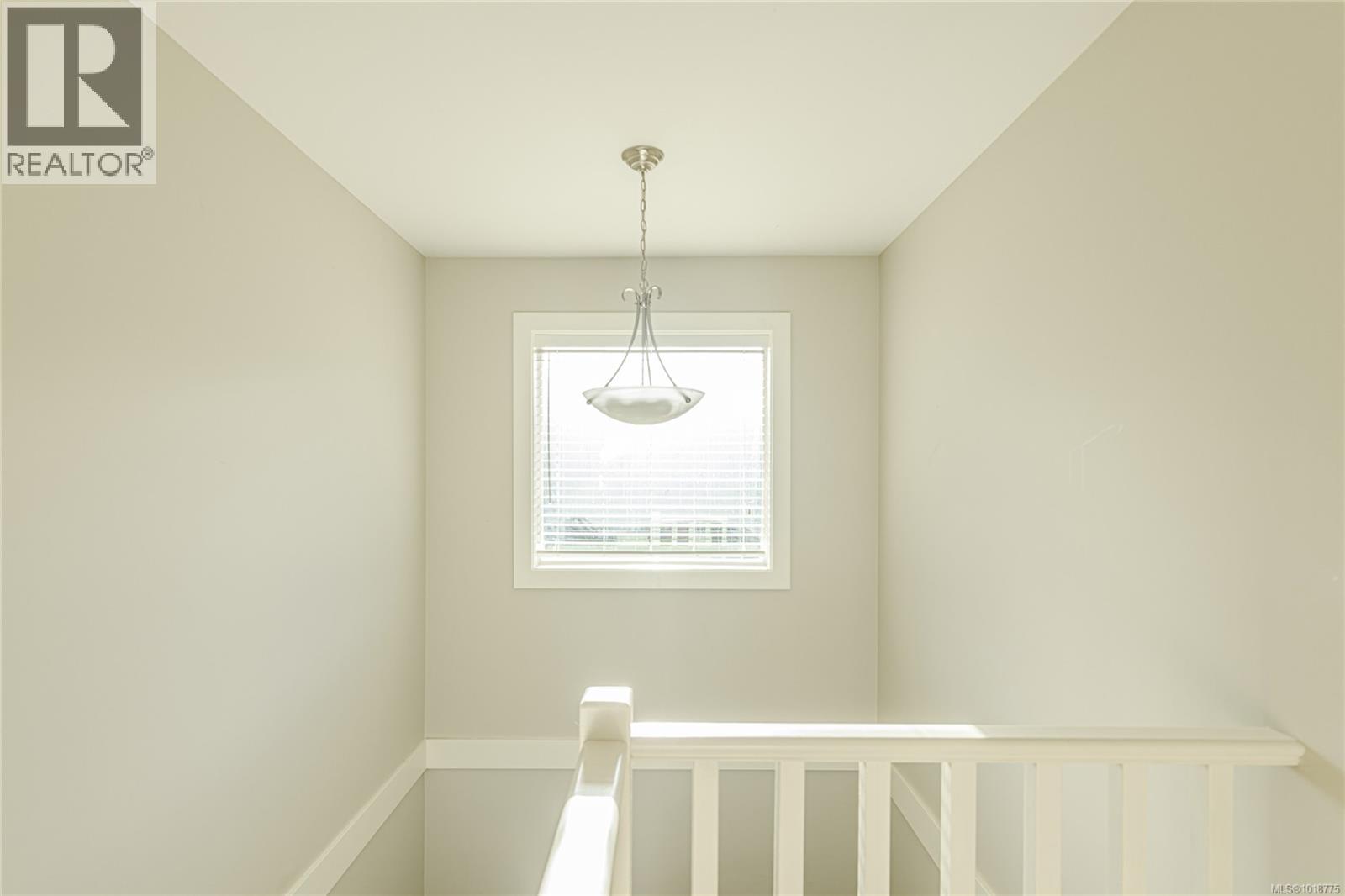 1043 Skylar Circle Property Photo 35