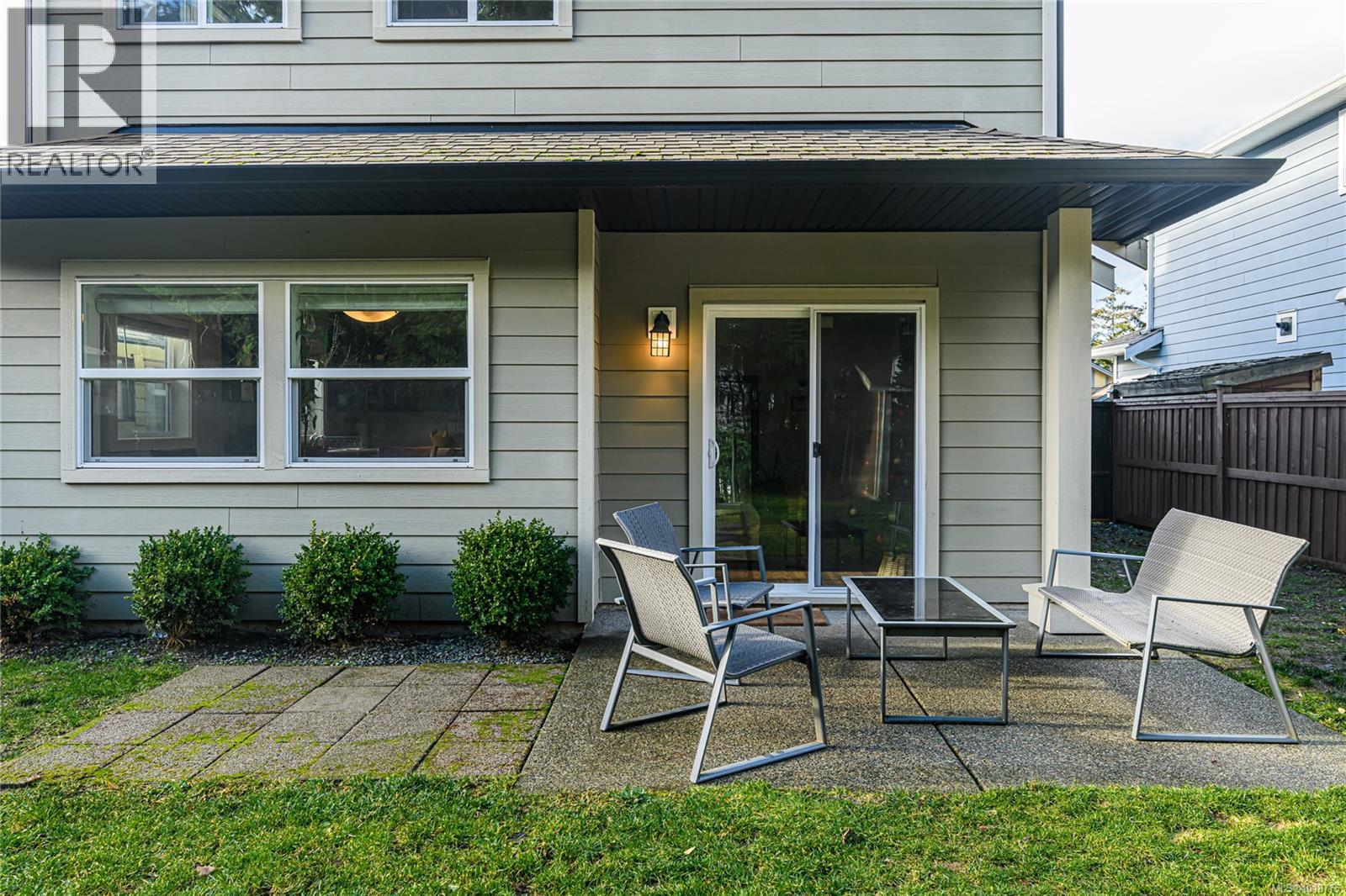 1043 Skylar Circle Property Photo 37