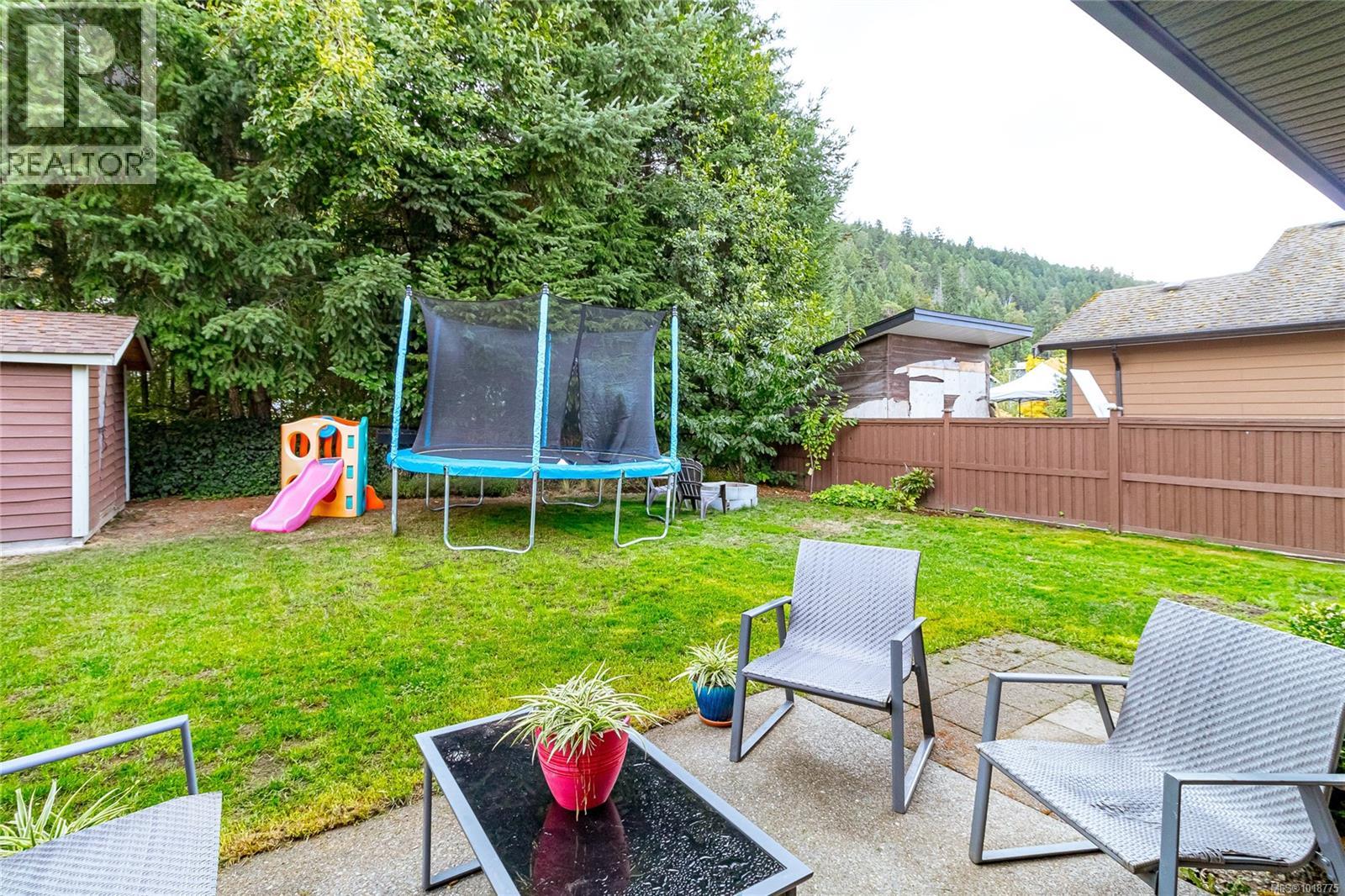 1043 Skylar Circle Property Photo 38