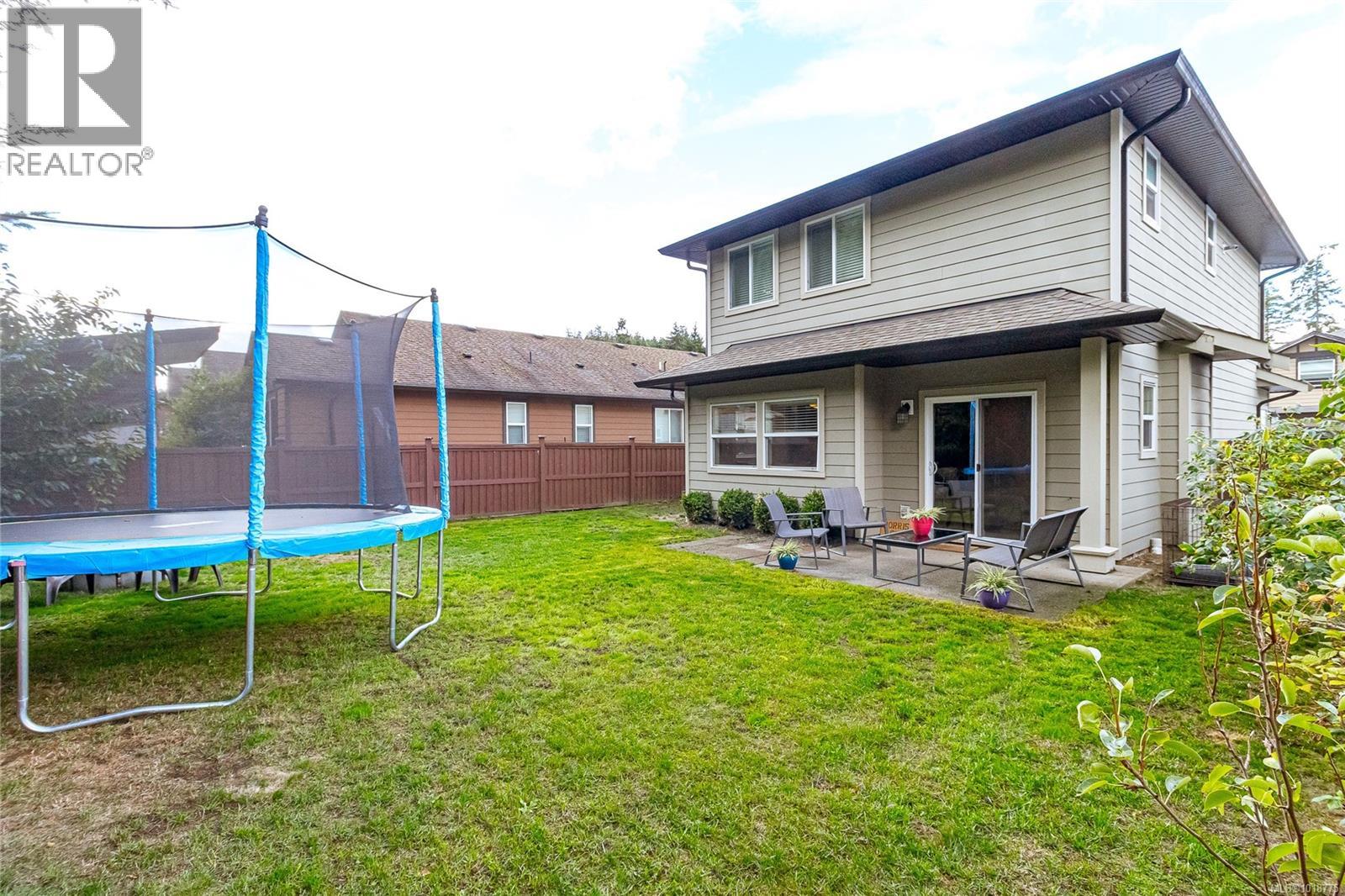 1043 Skylar Circle Property Photo 41