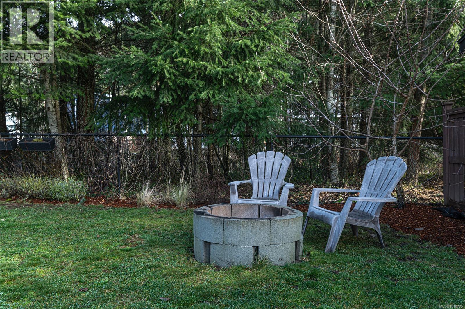 1043 Skylar Circle Property Photo 44