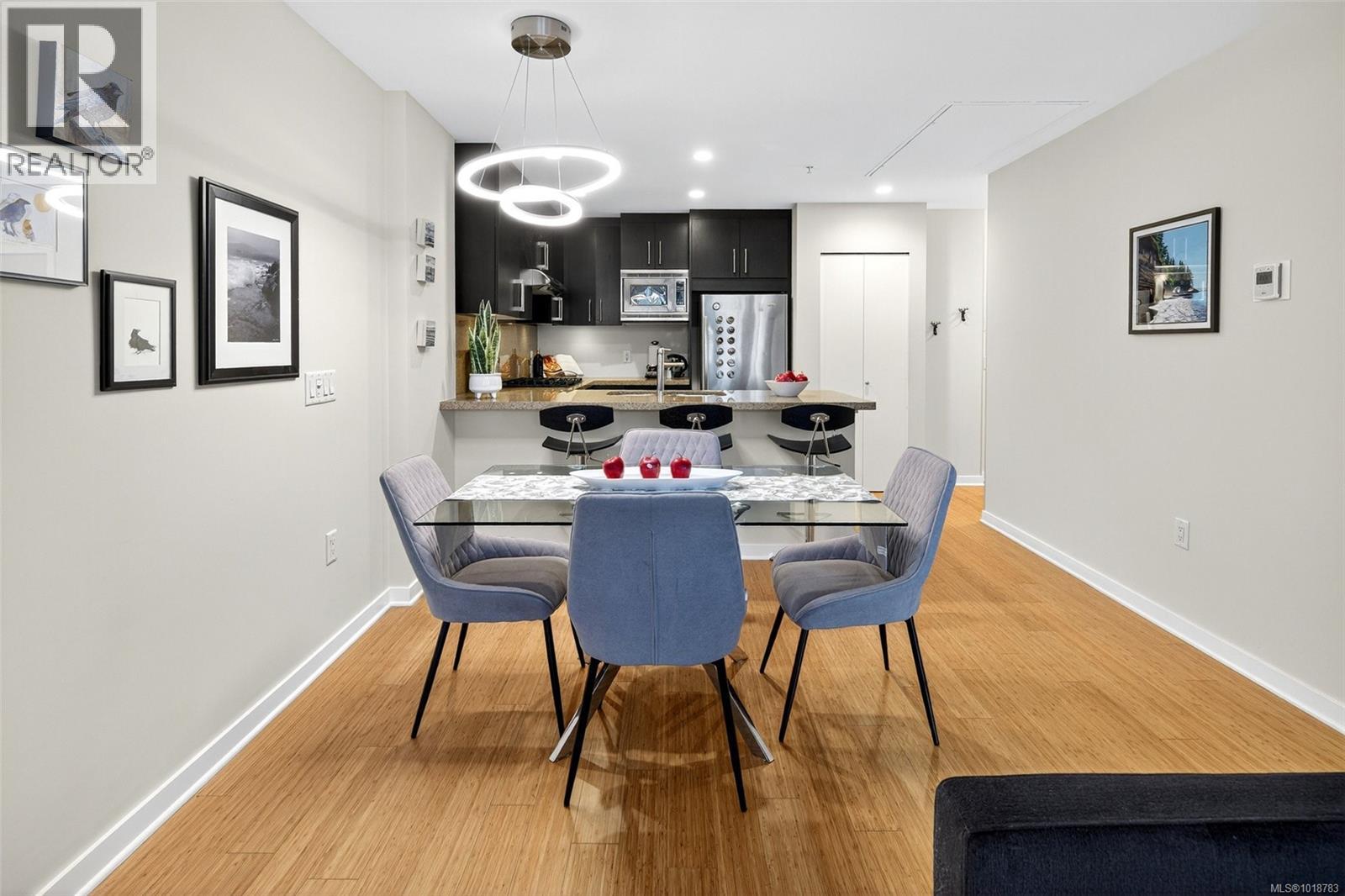 373 Tyee Road #308 Property Photo 9