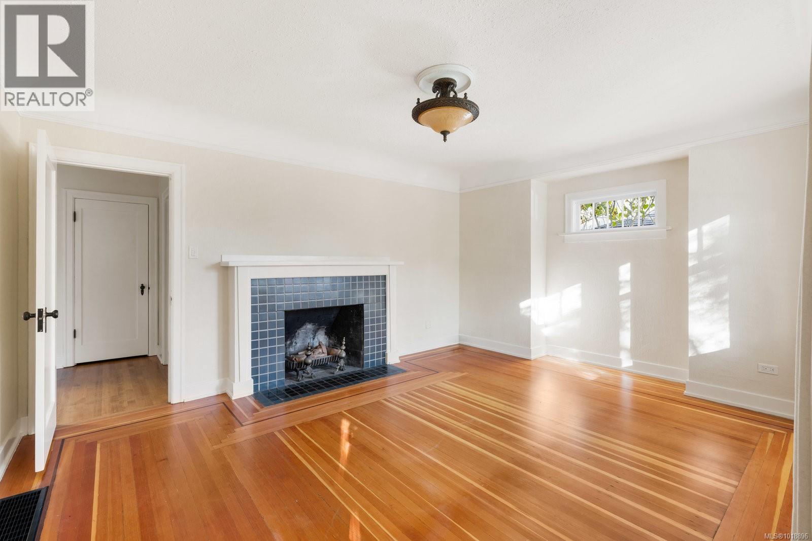 2168 Bartlett Avenue Property Photo 4