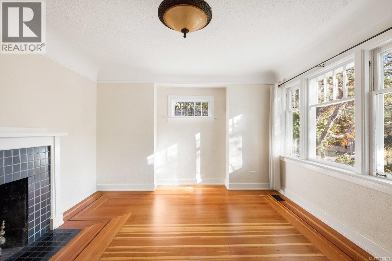 2168 Bartlett Avenue Property Photo 5