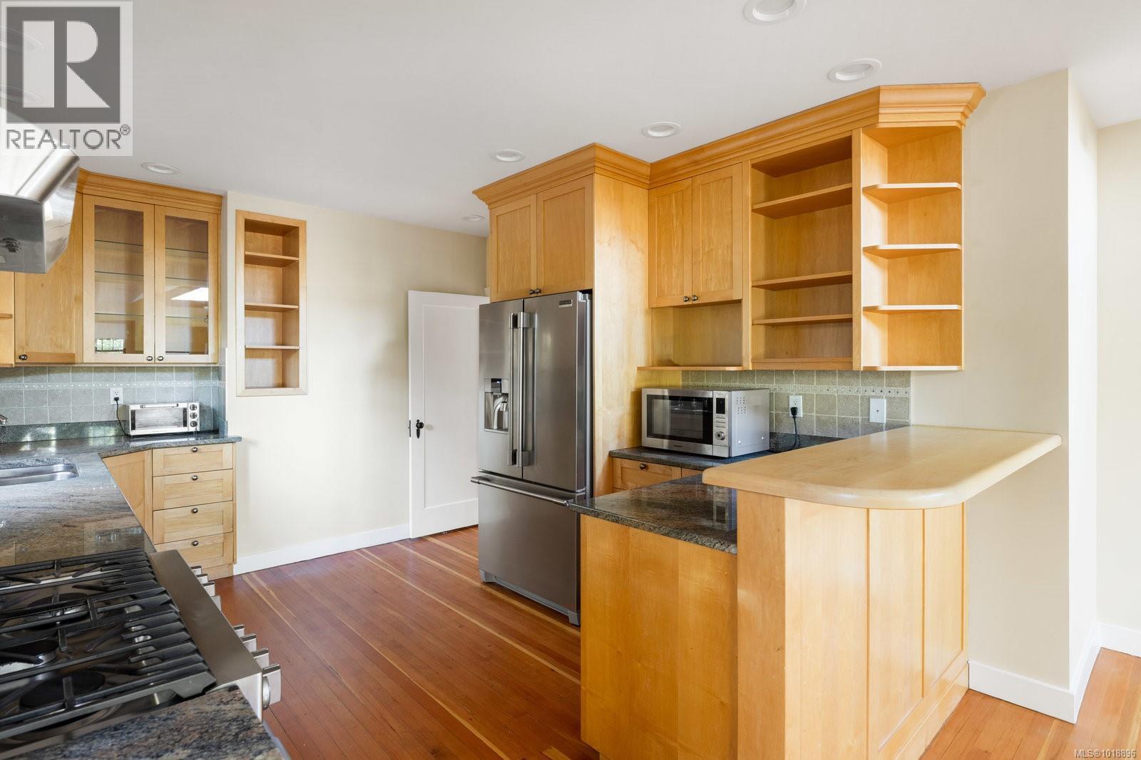 2168 Bartlett Avenue Property Photo 10