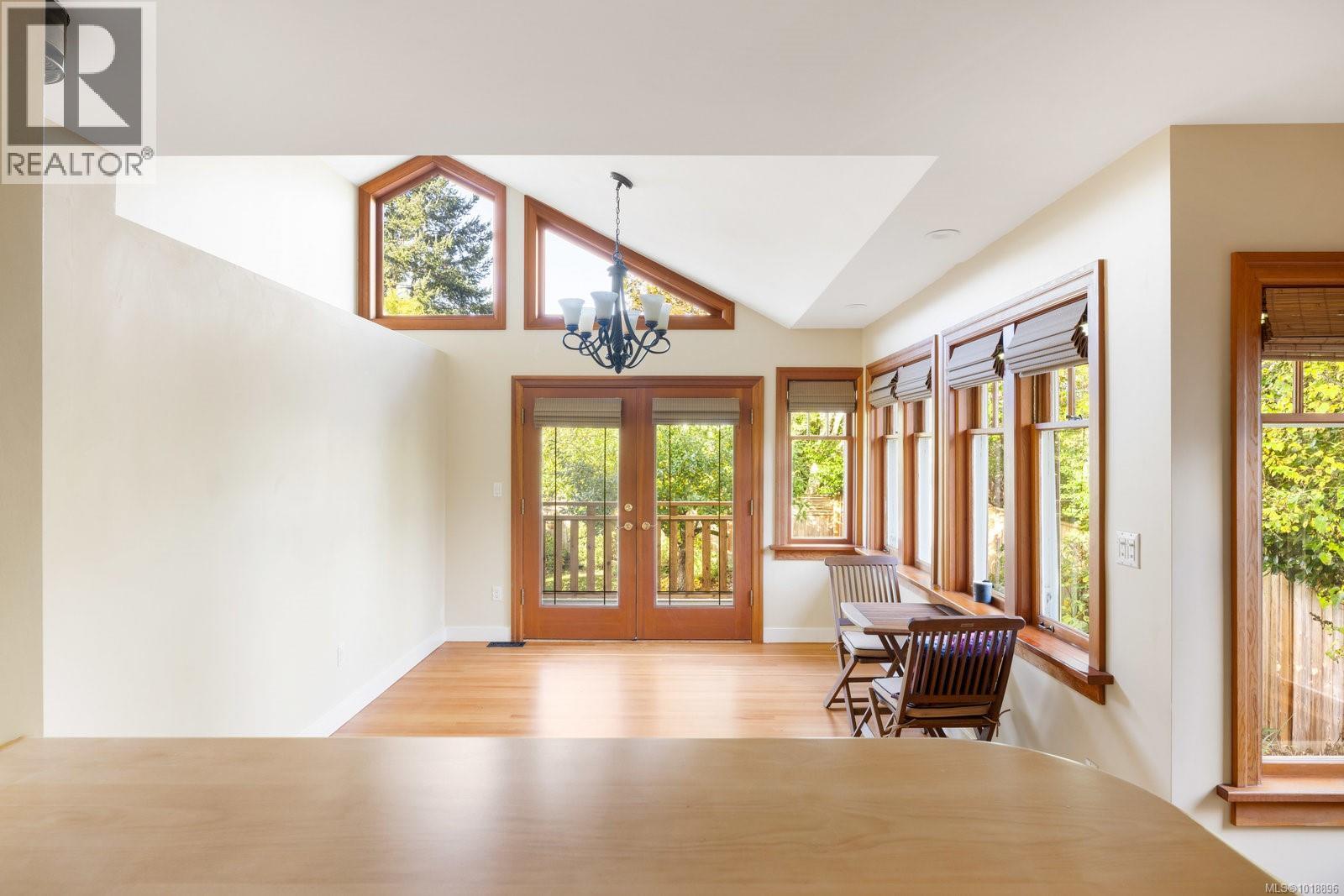 2168 Bartlett Avenue Property Photo 14