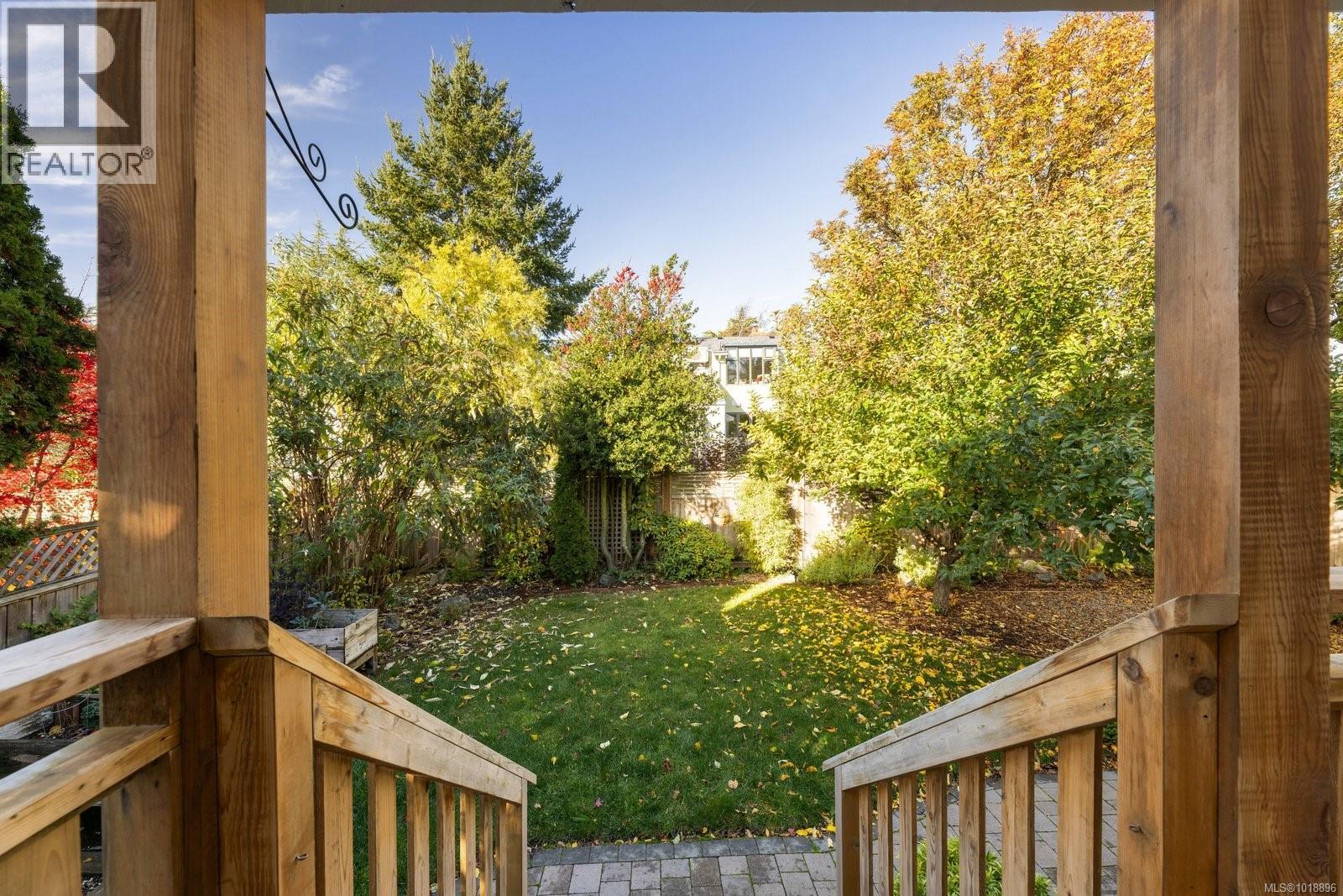 2168 Bartlett Avenue Property Photo 17