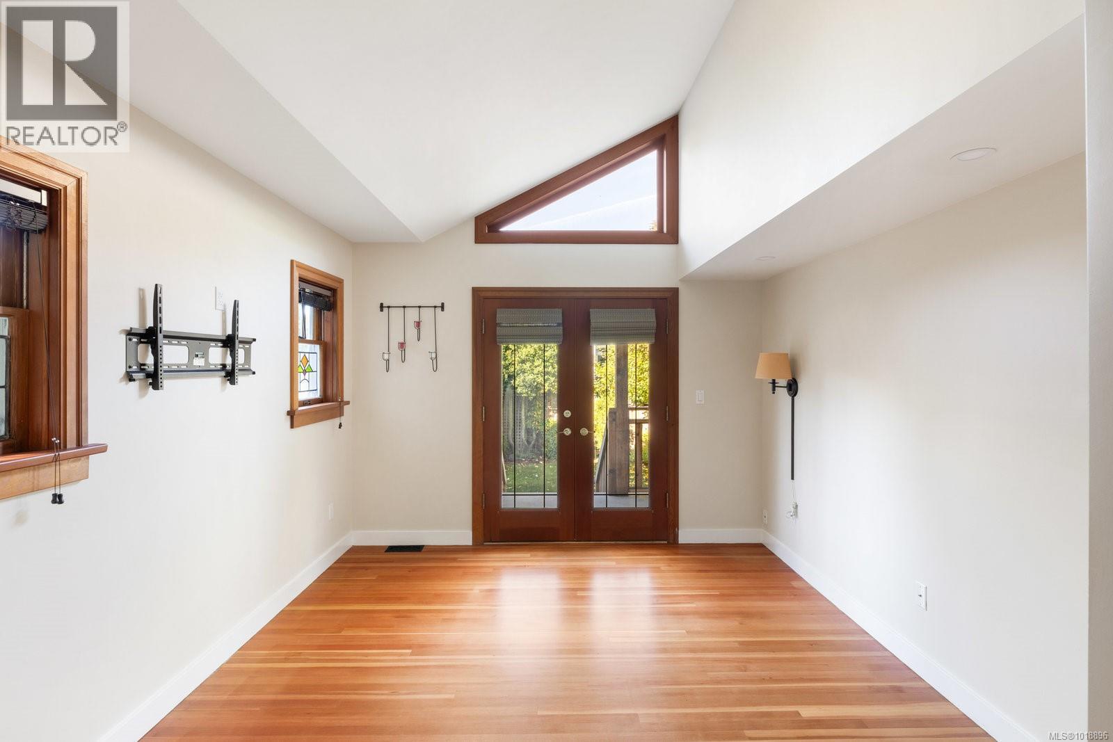 2168 Bartlett Avenue Property Photo 18