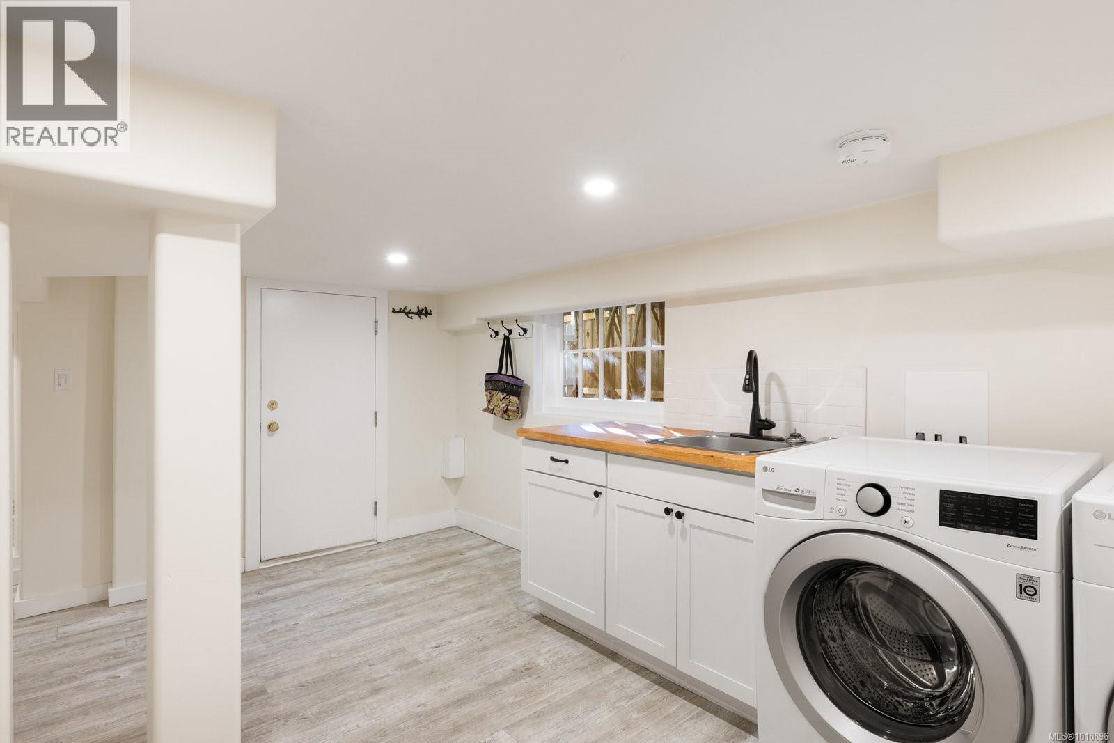 2168 Bartlett Avenue Property Photo 26