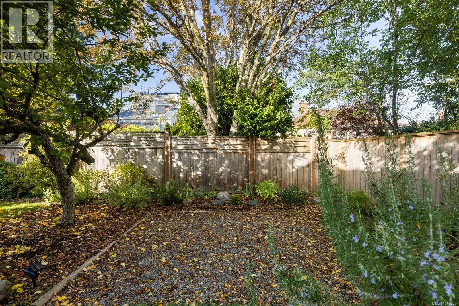 2168 Bartlett Avenue Property Photo 33