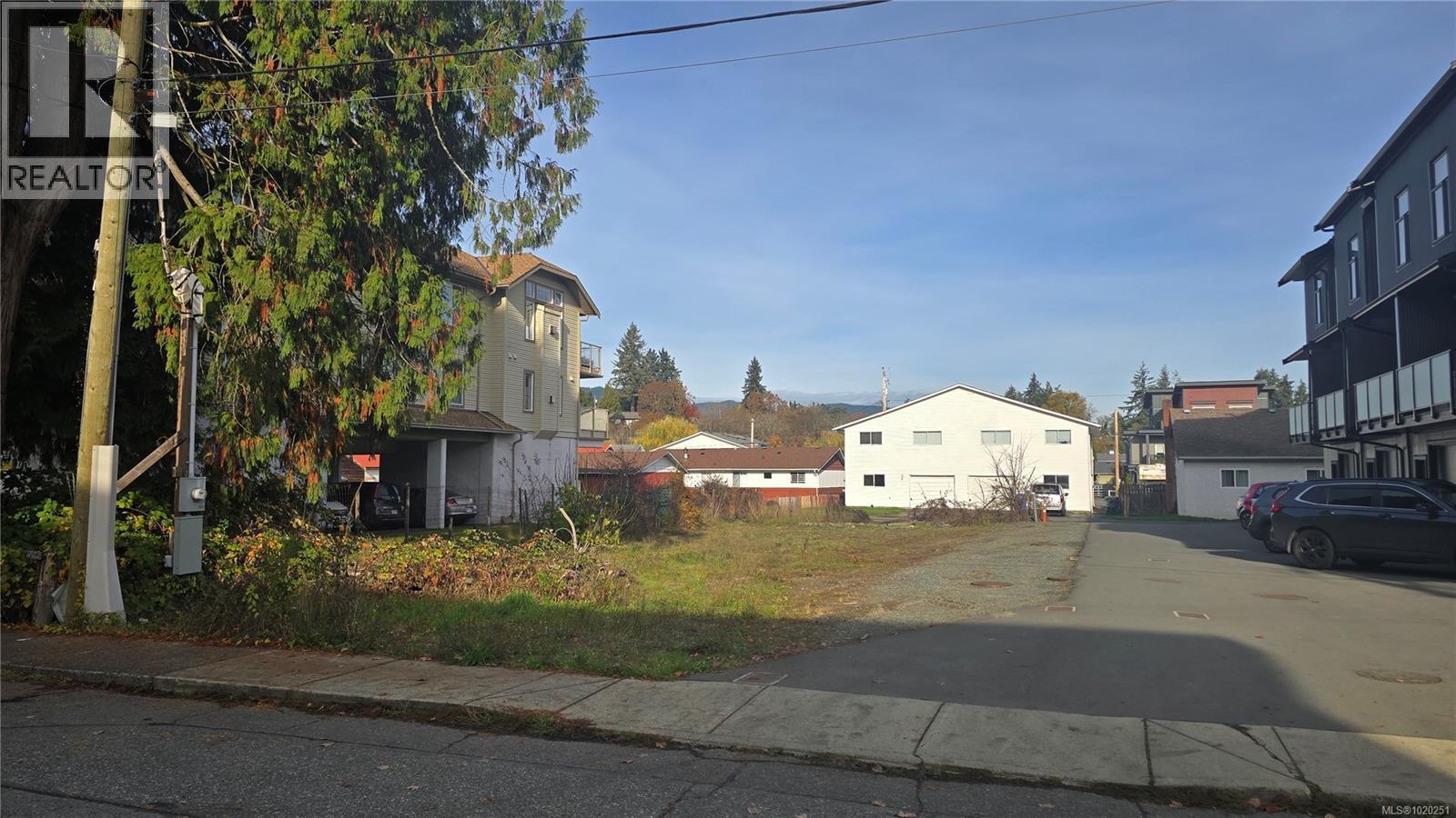231 First St Property Photo 1