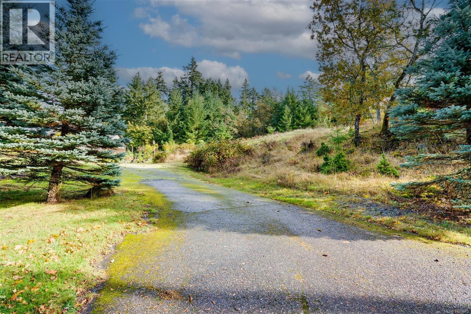 Lot B Garry Oak Dr Property Photo 1