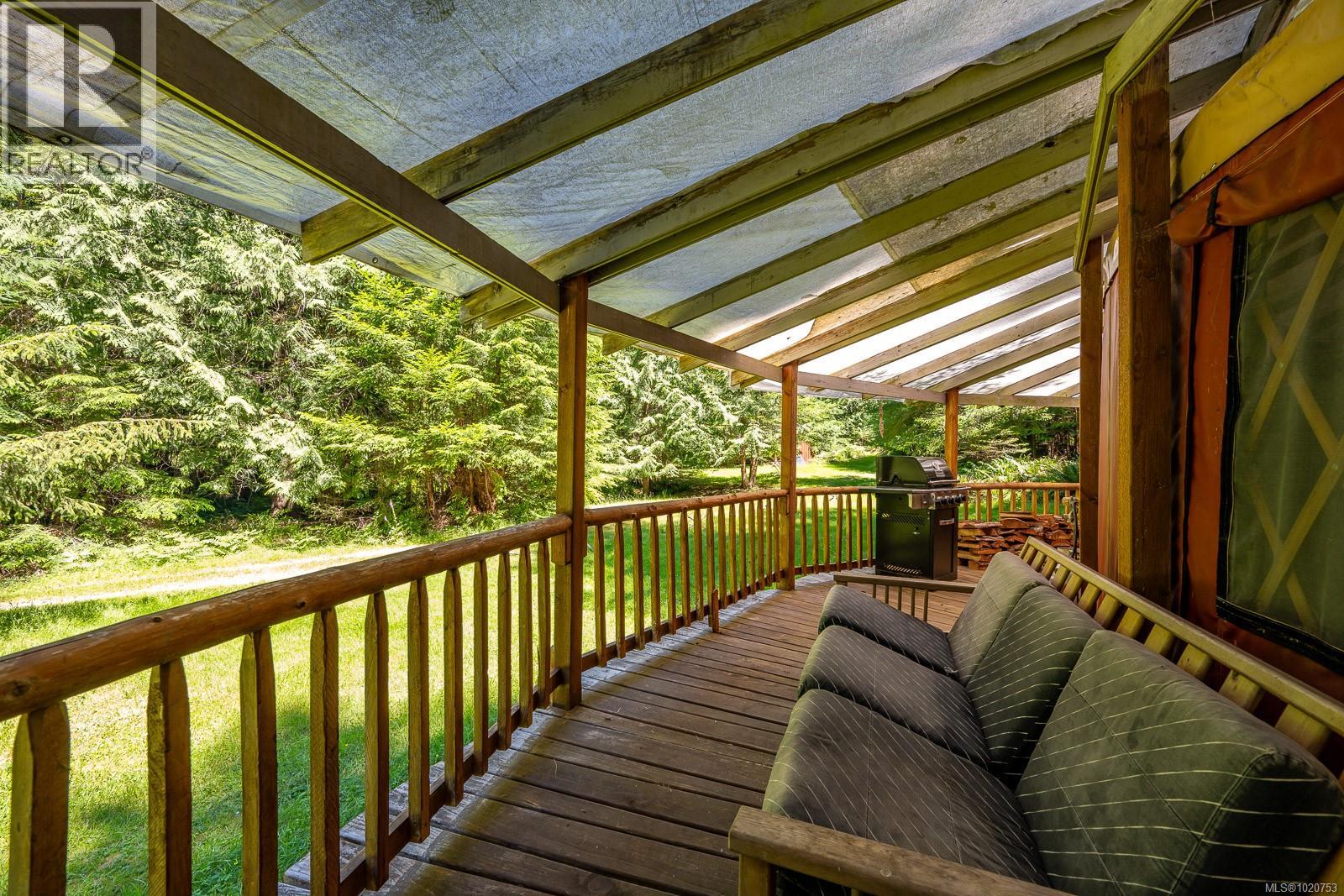 1408 Robertson Rd Property Photo 5