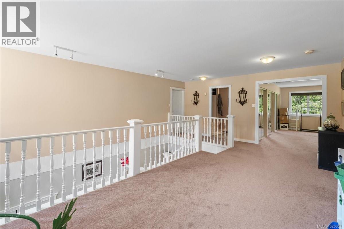 1546 Sayward Rd Property Photo 58