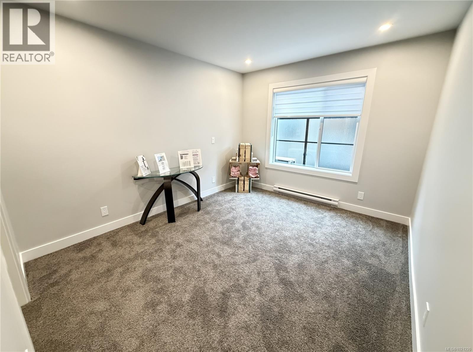 505 918 Jenkins Ave Property Photo 6