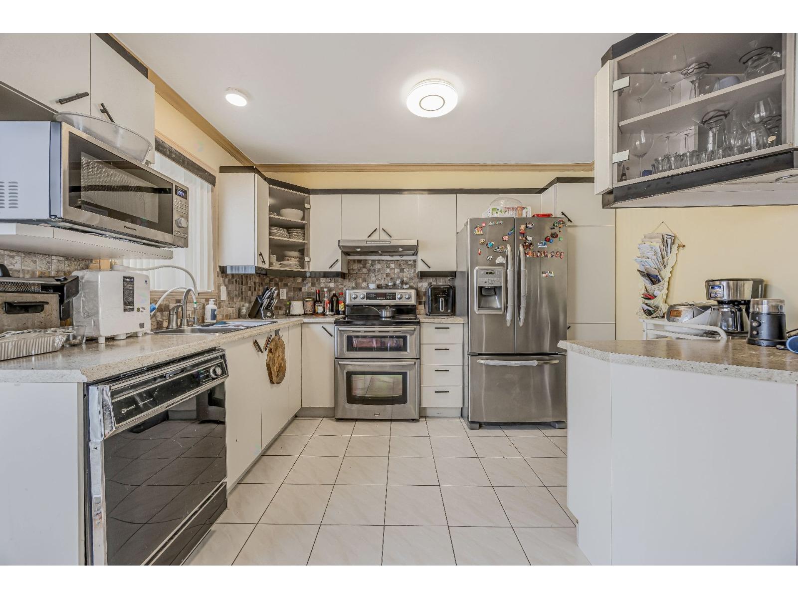 3991 Rue Guénette Property Photo 12