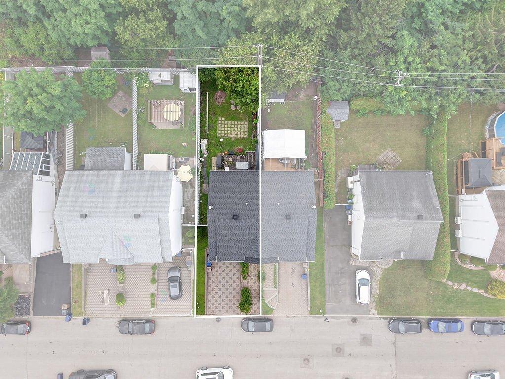 3991 Rue Guénette Property Photo 29