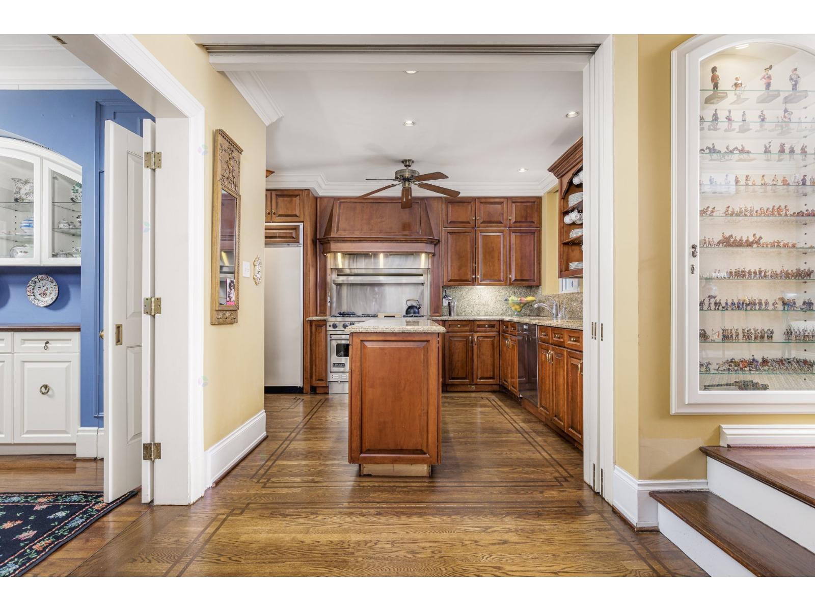 603 Av. Belmont Property Photo 12