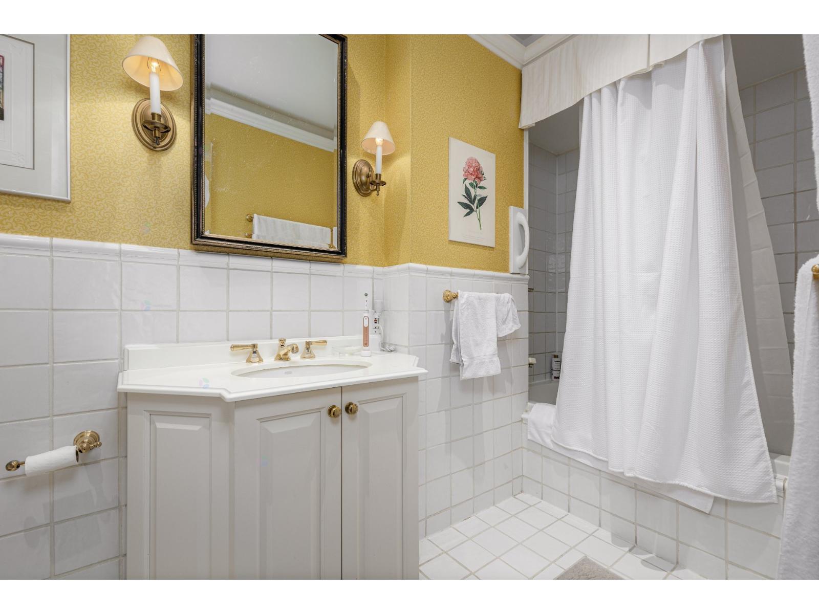 603 Av. Belmont Property Photo 29
