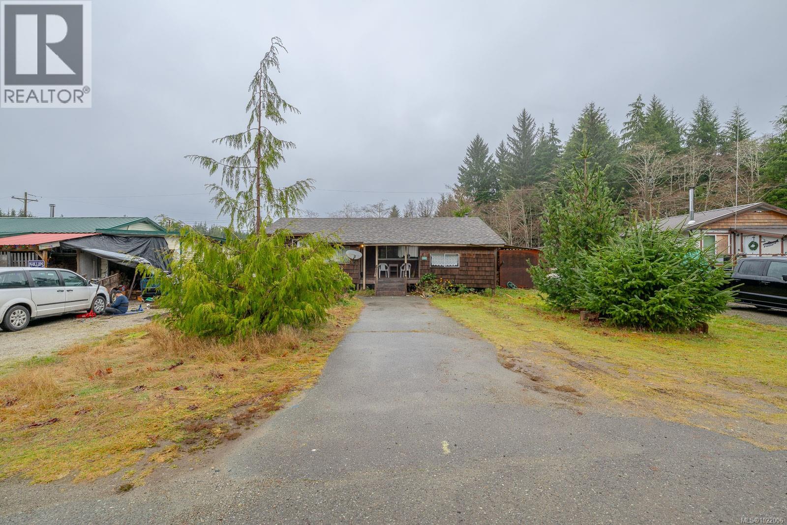 230 Clutus Rd Property Photo 10