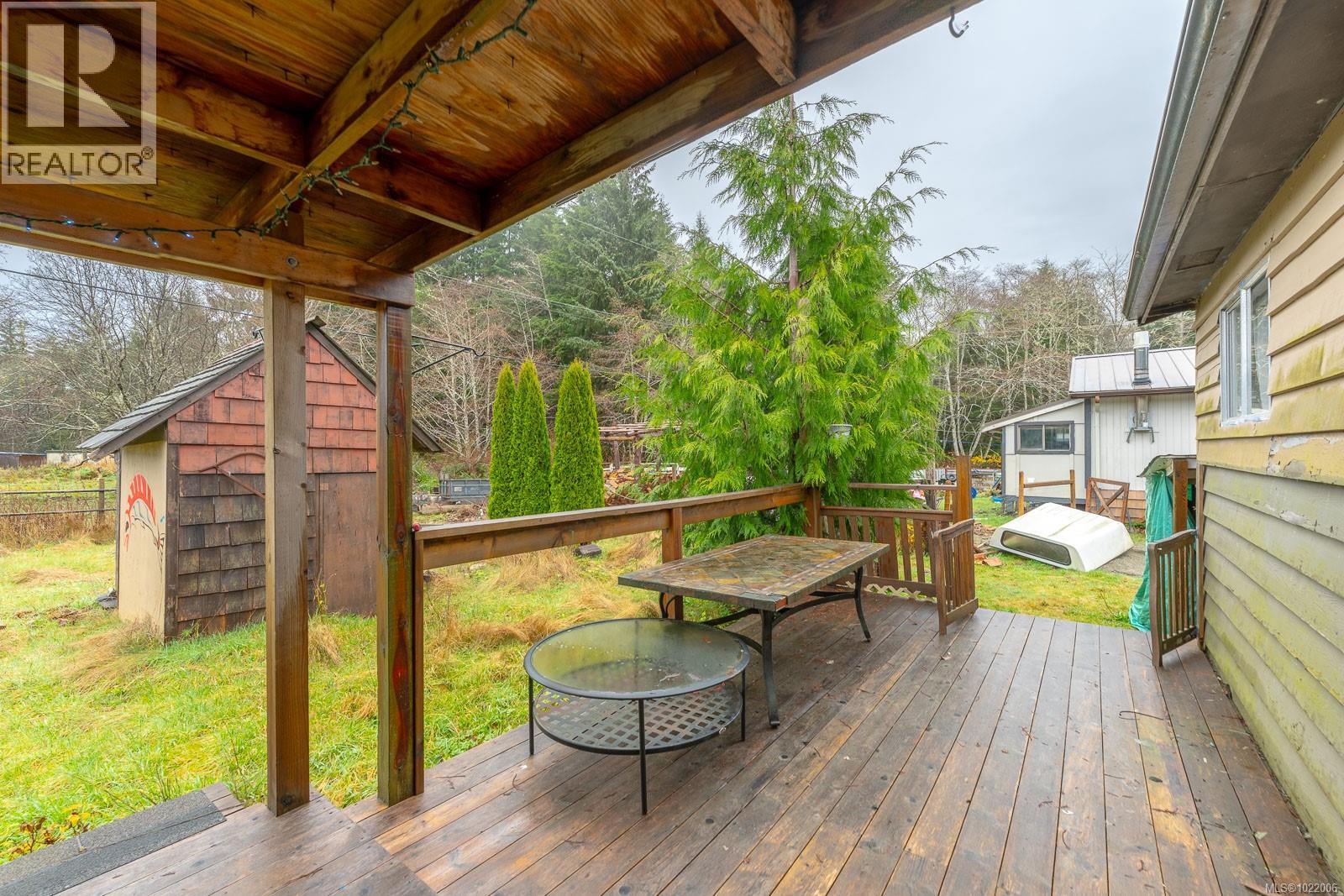 230 Clutus Rd Property Photo 18