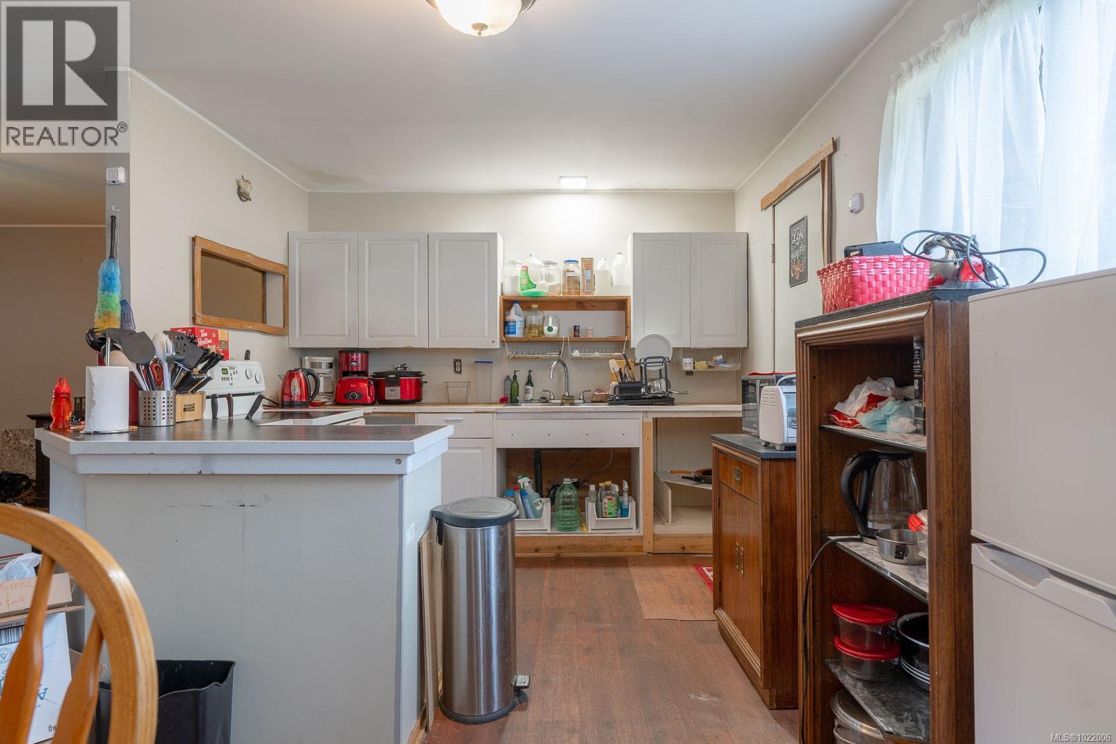 230 Clutus Rd Property Photo 38