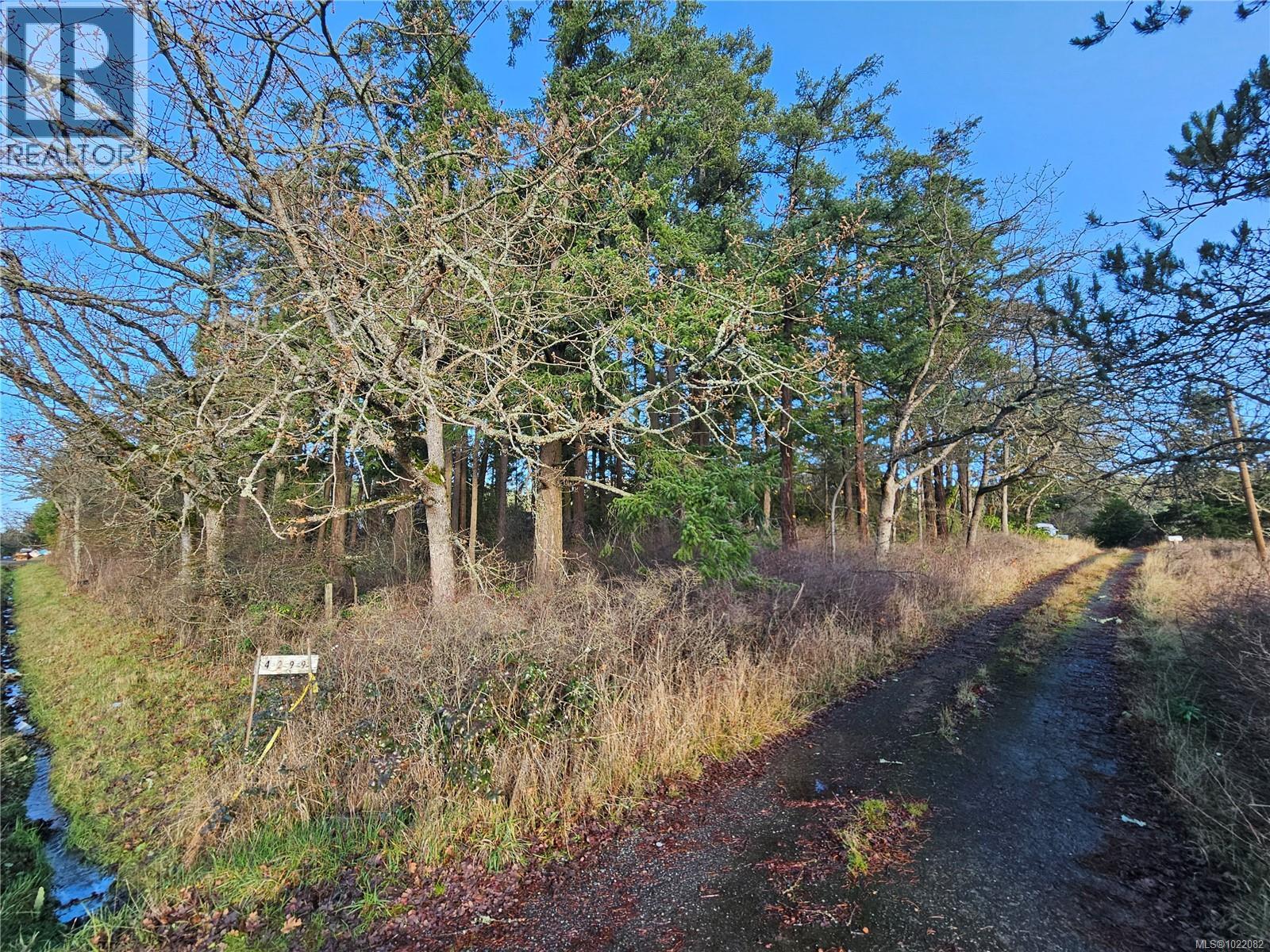 4299 Blenkinsop Rd Property Photo 2