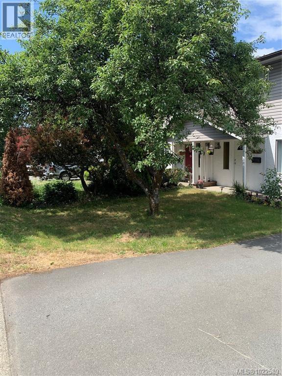 2832 Jacklin Rd Property Photo 8