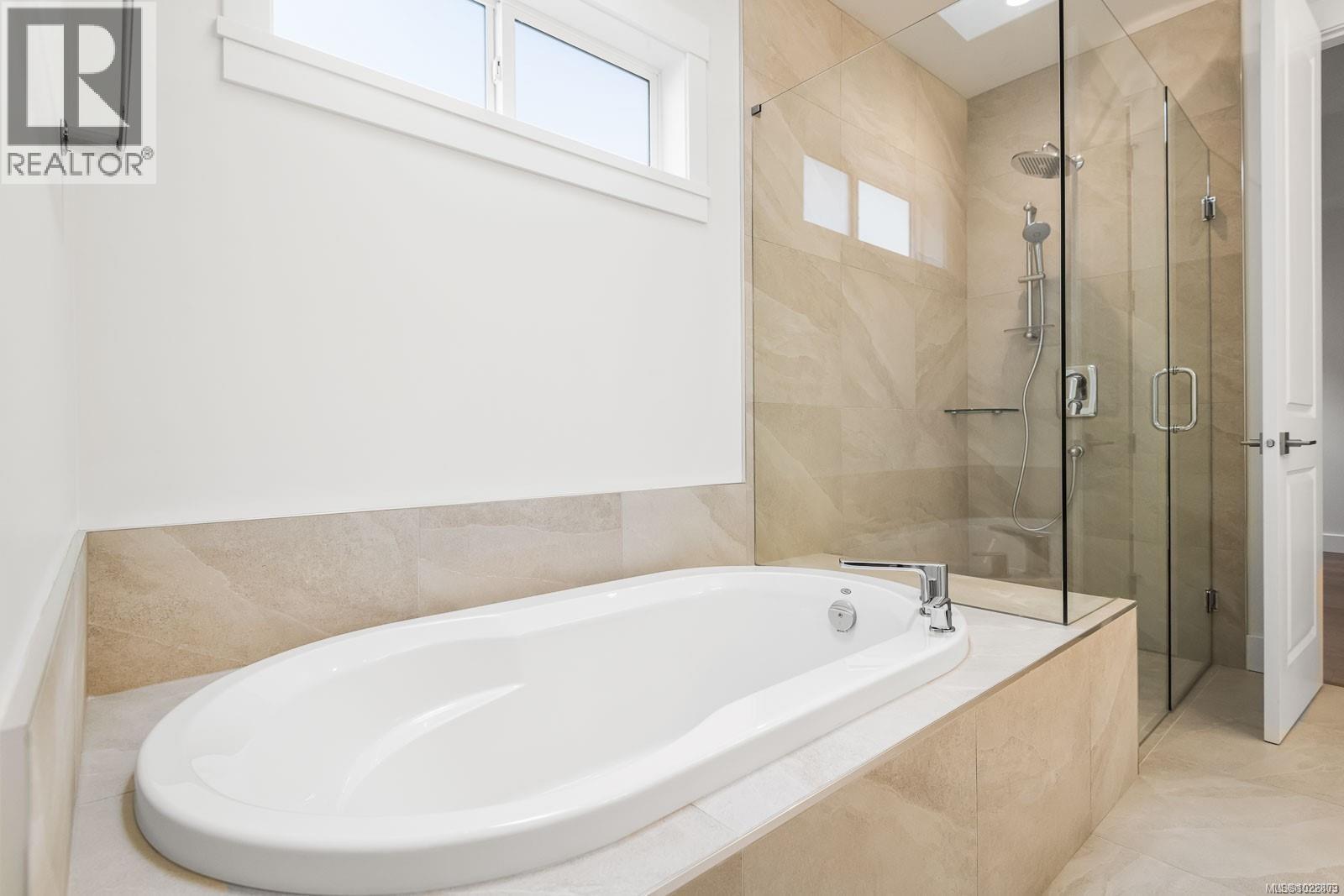 908 Ridgeline Blvd Property Photo 38