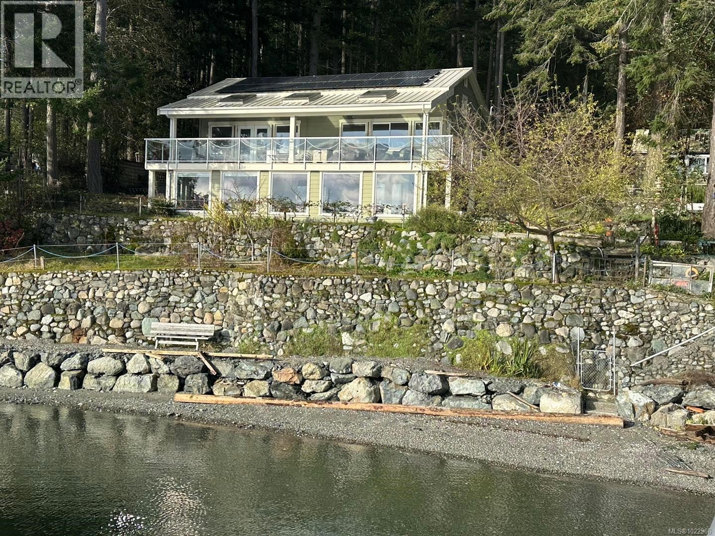 10 McKenzie Cres