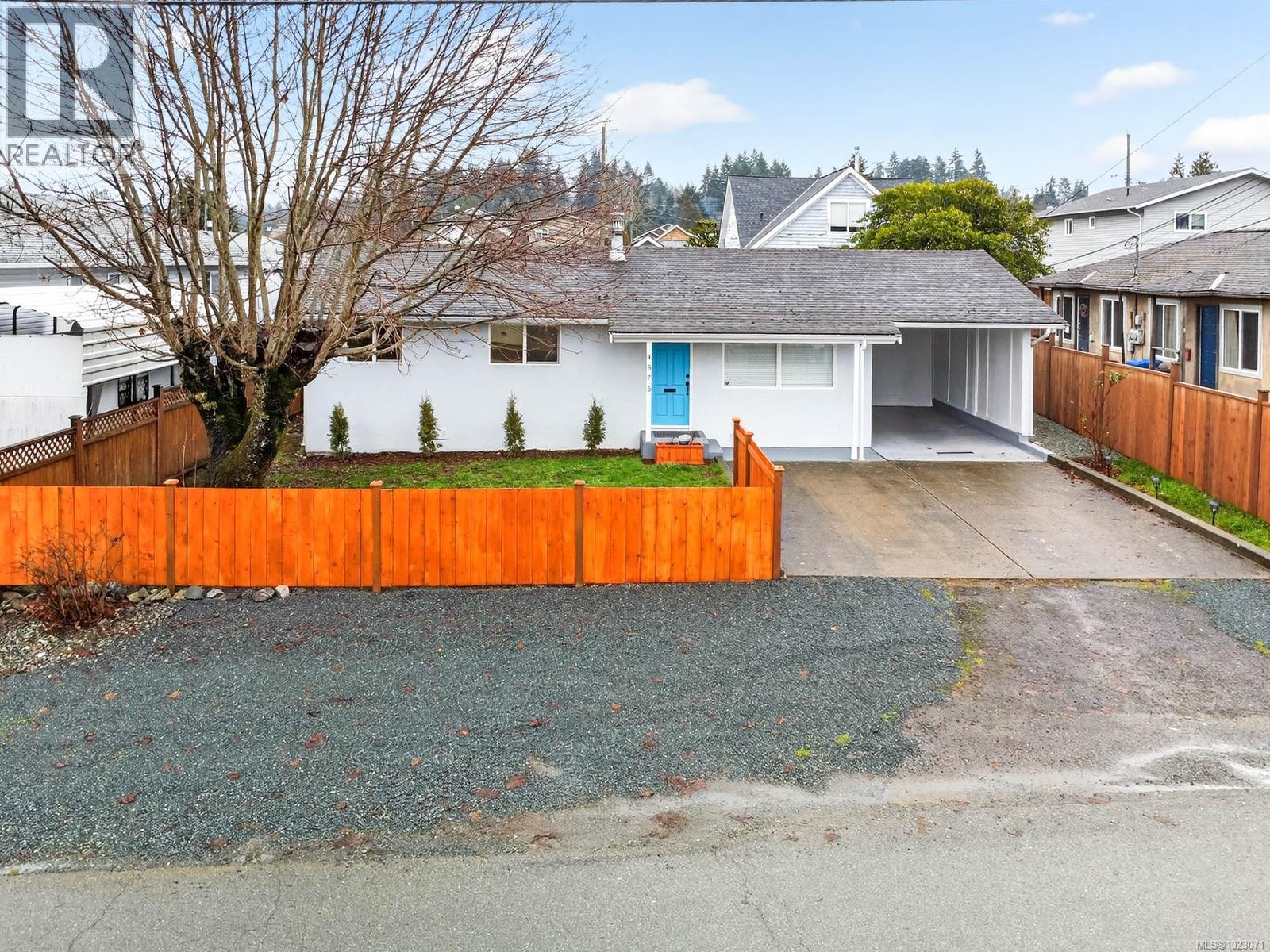 4575 Arrowsmith Rd Property Photo 1
