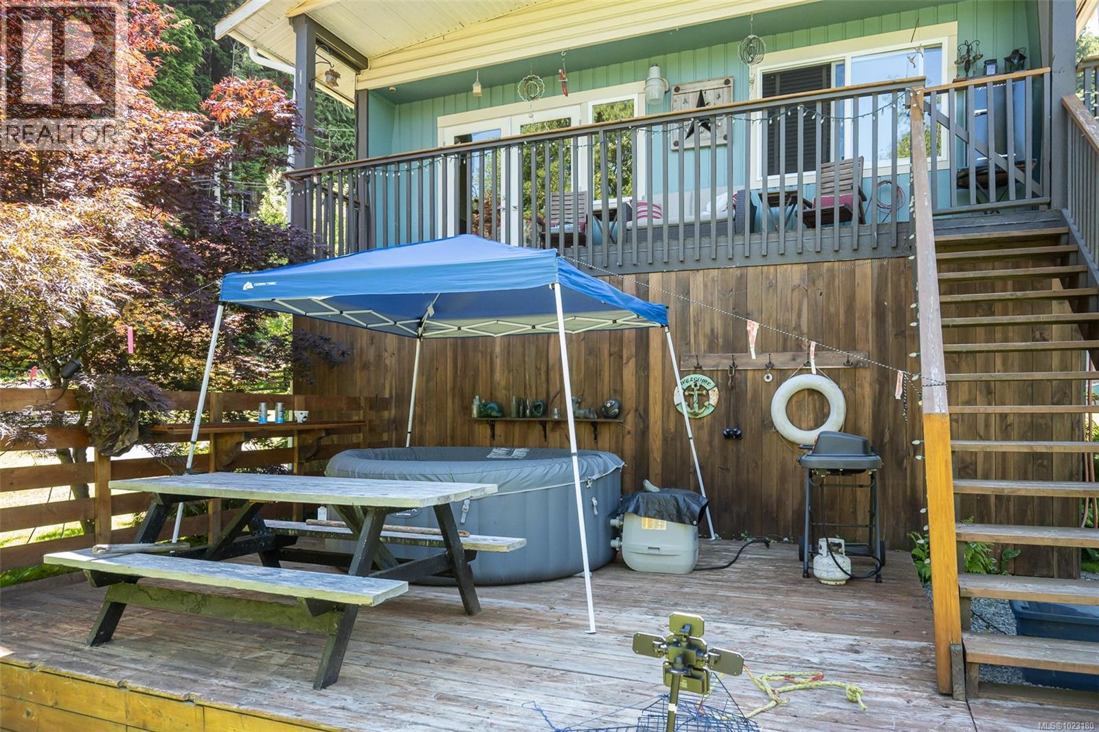 561 Macmillan Dr Property Photo 30
