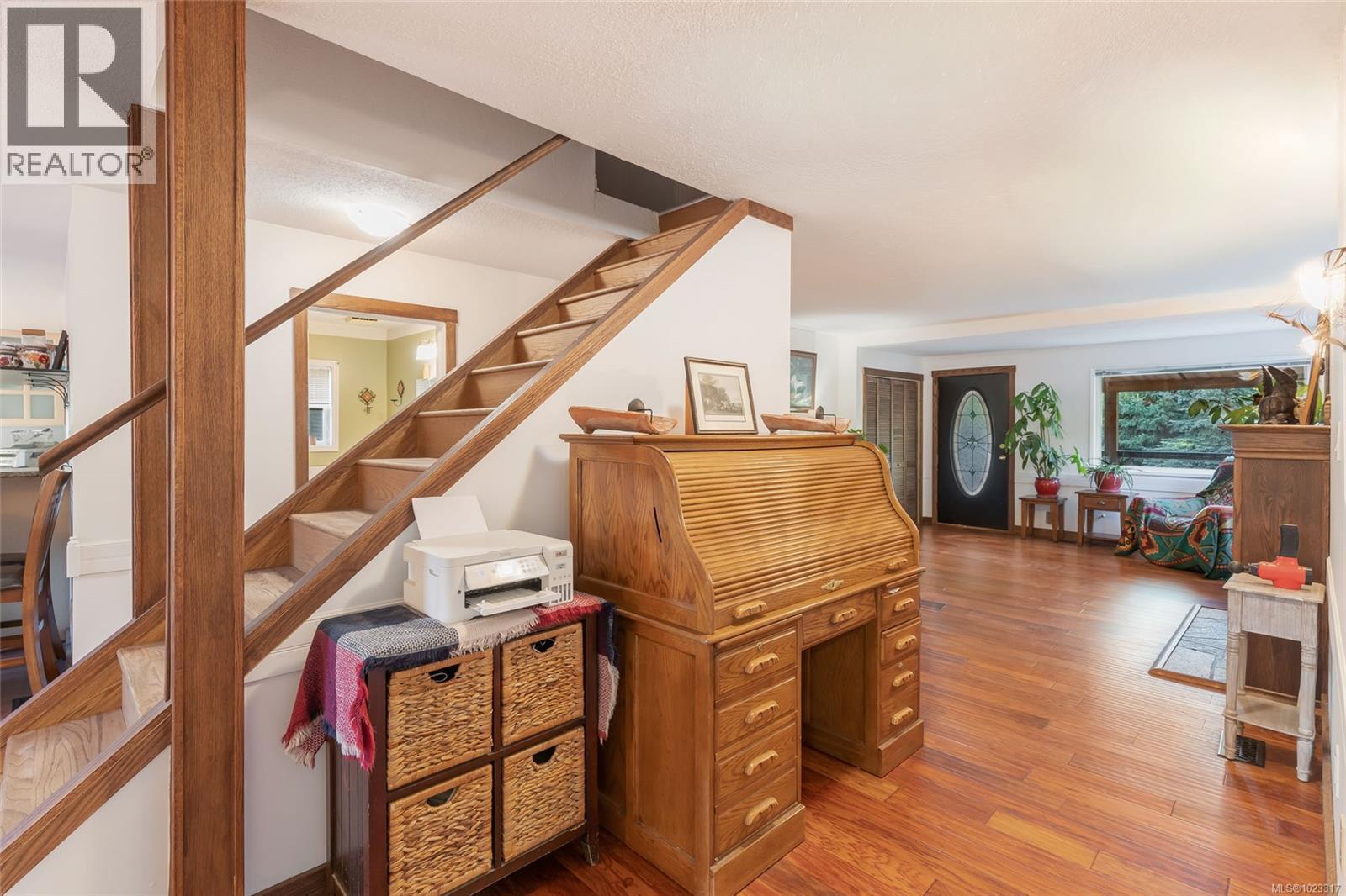 2993 River Rd Property Photo 13