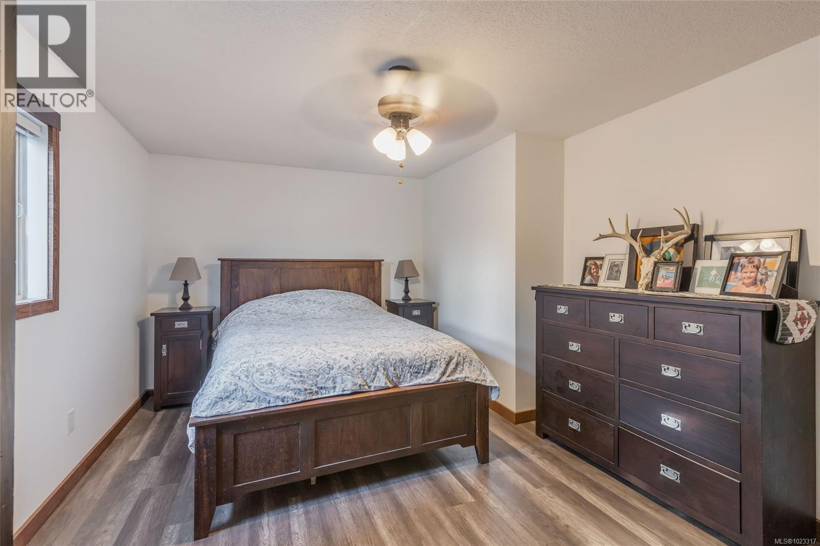 2993 River Rd Property Photo 16