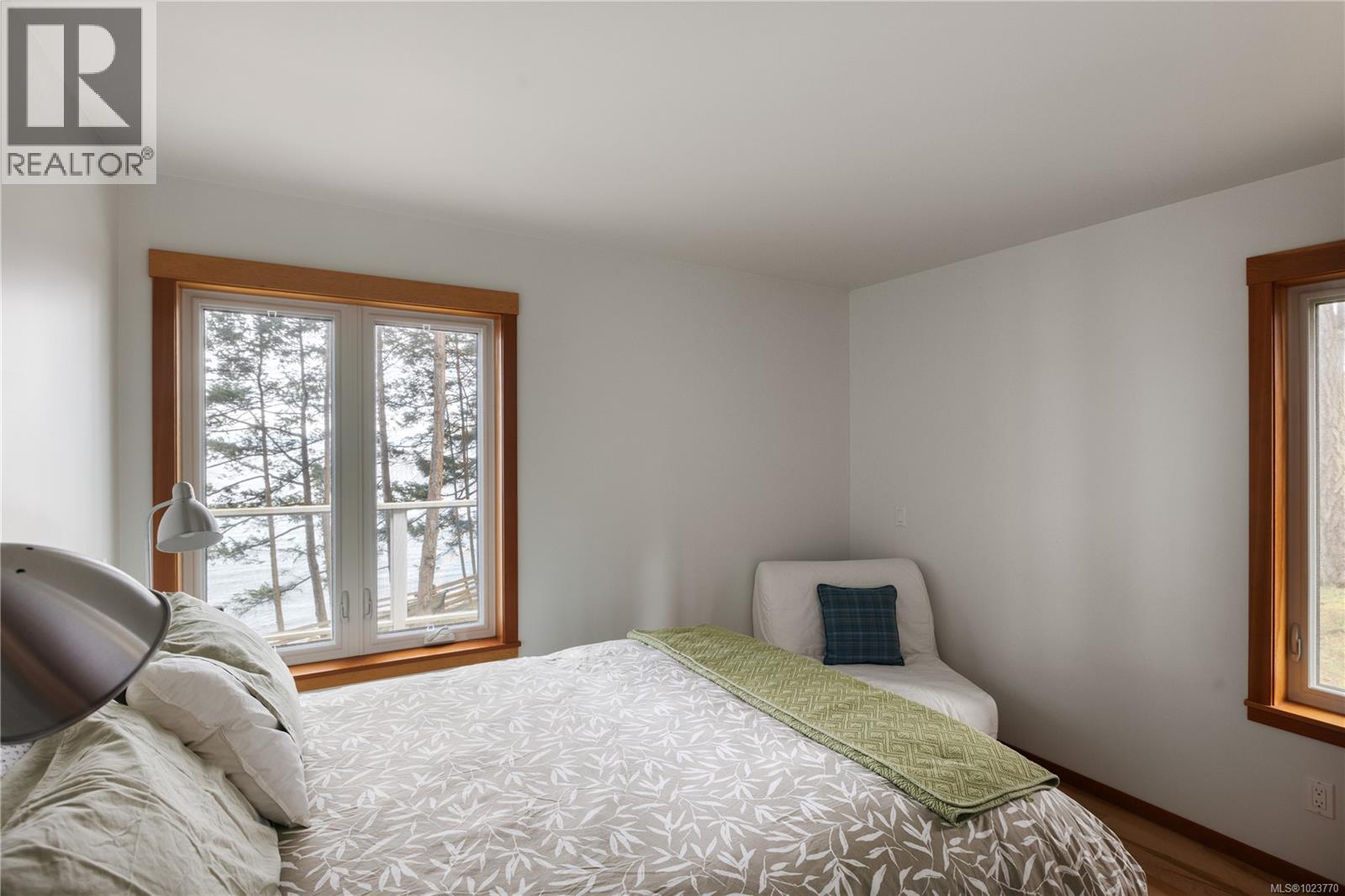281 Bellhouse Rd Property Photo 46