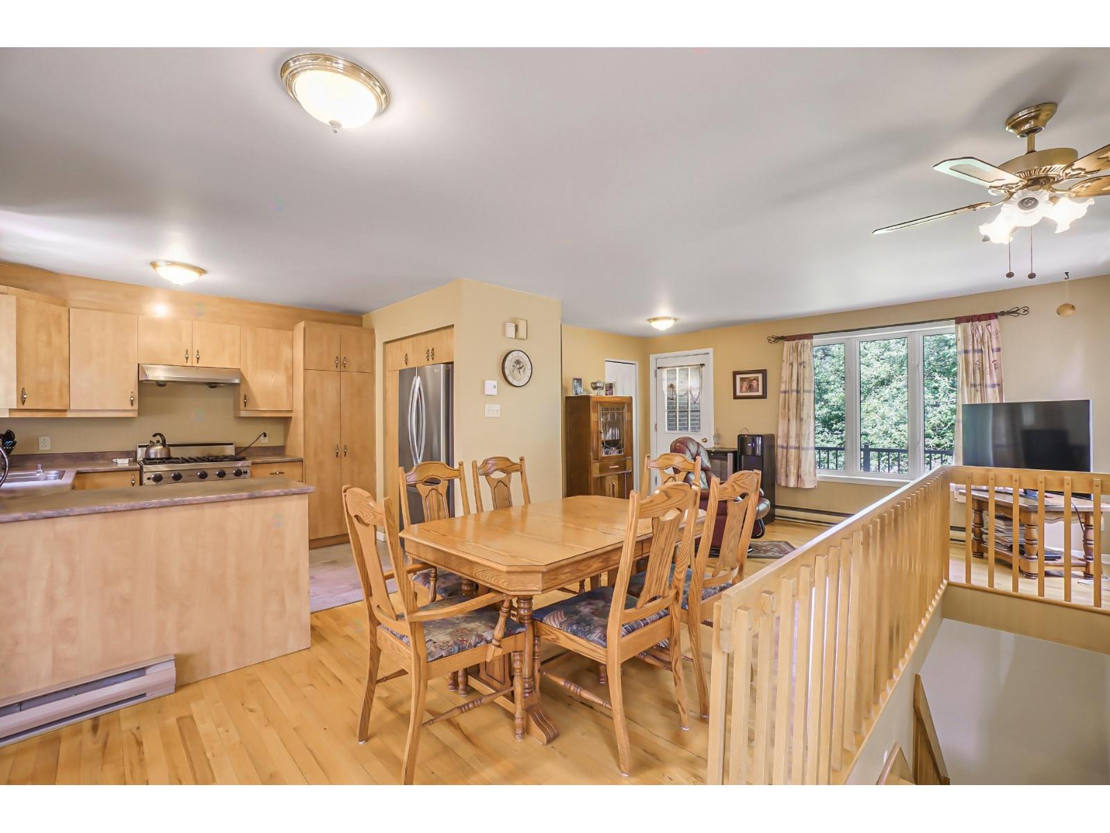 8082 Ch. Du Chicot N. Property Photo 17