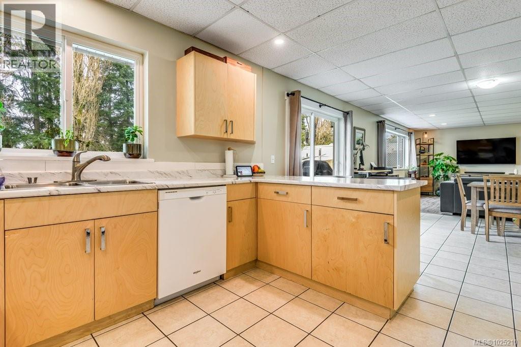 80 Masters Rd Property Photo 3