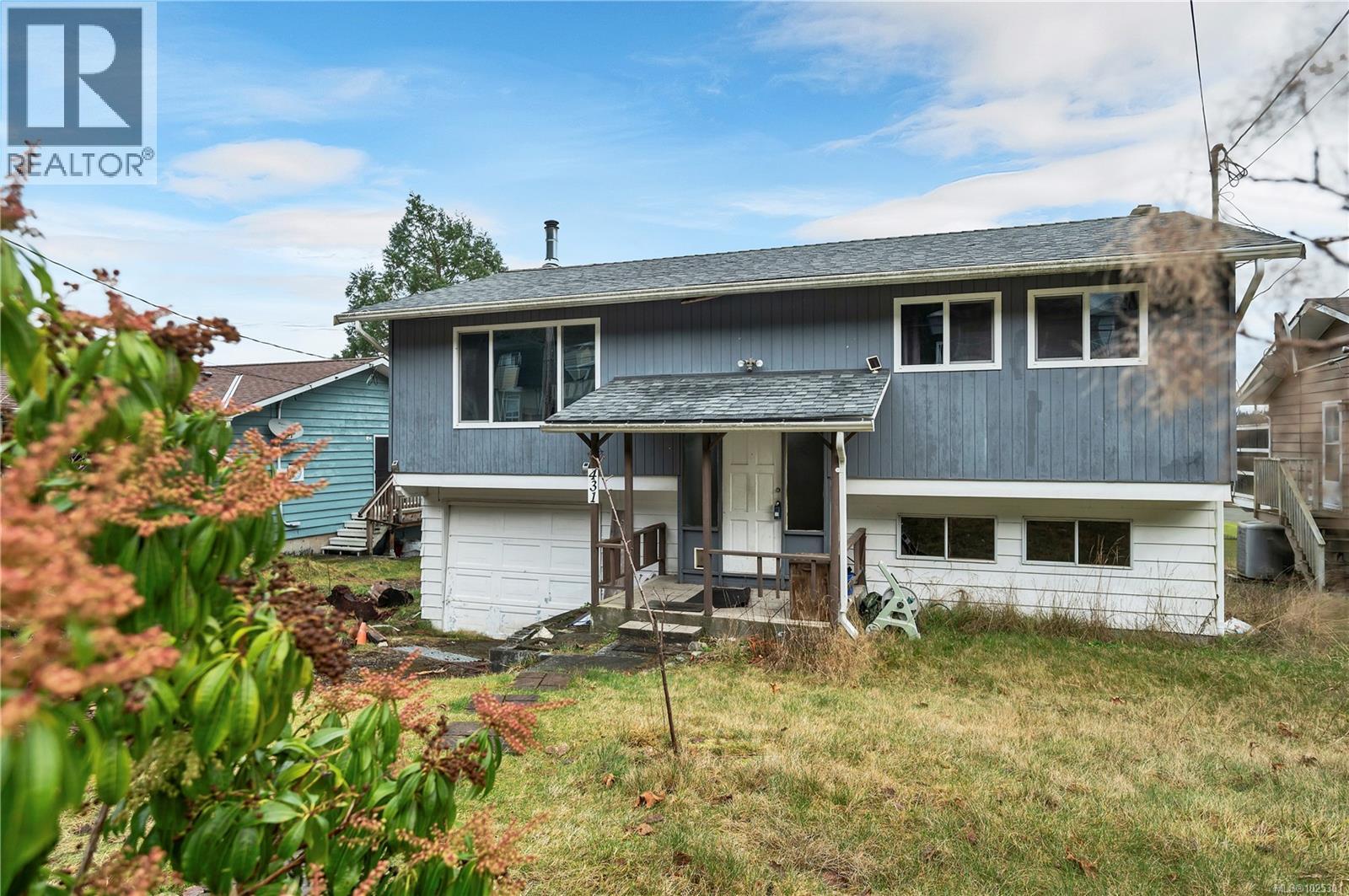 431 Macmillan Dr Property Photo 1