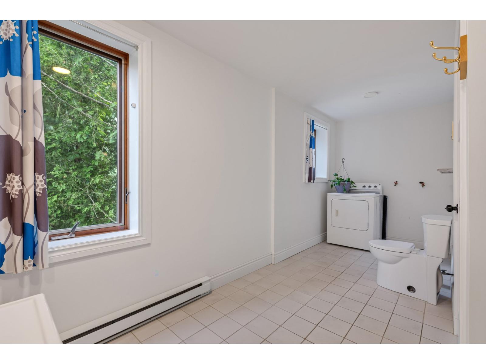 182 Rue Principale S. Property Photo 22