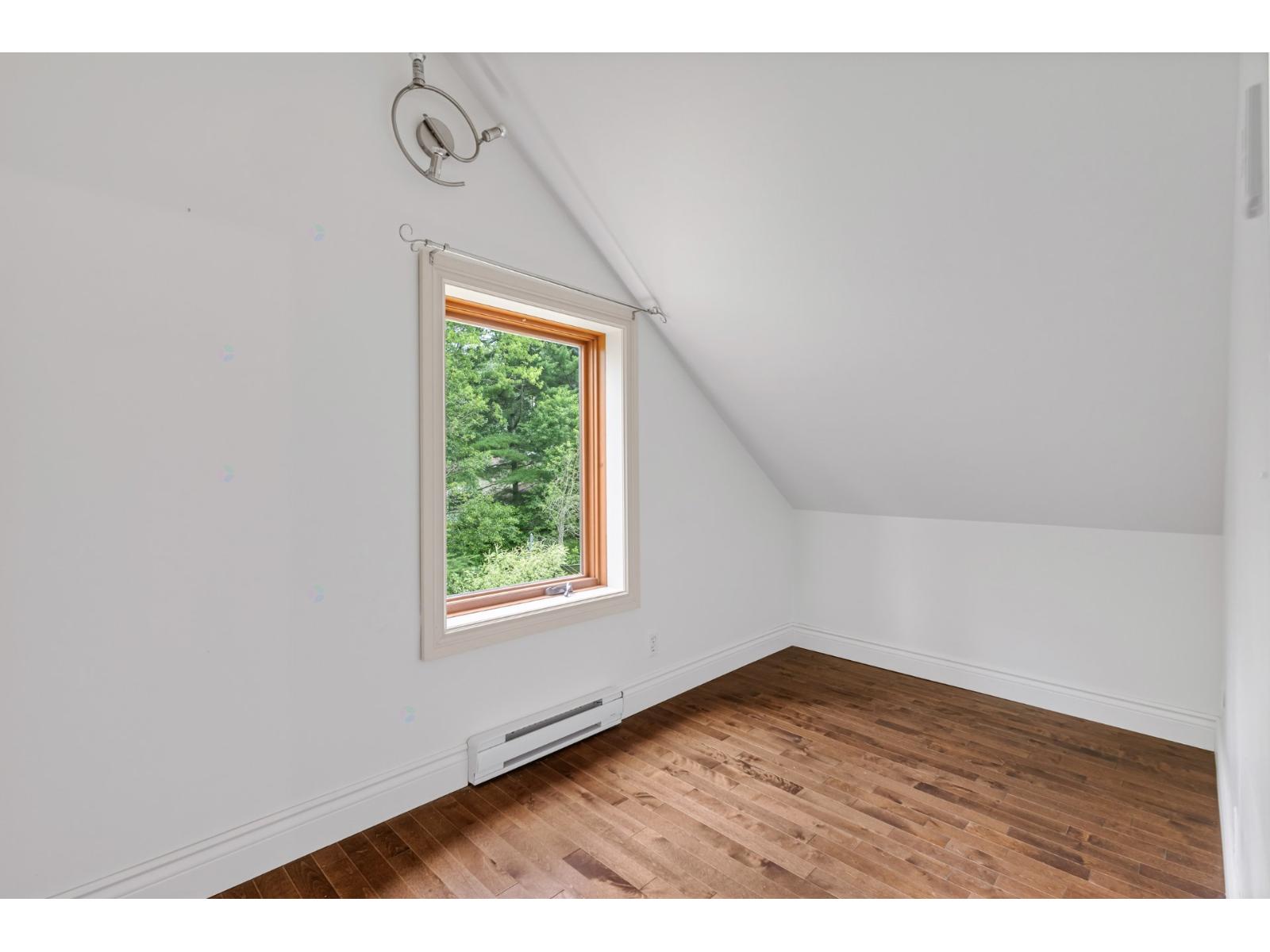 182 Rue Principale S. Property Photo 26