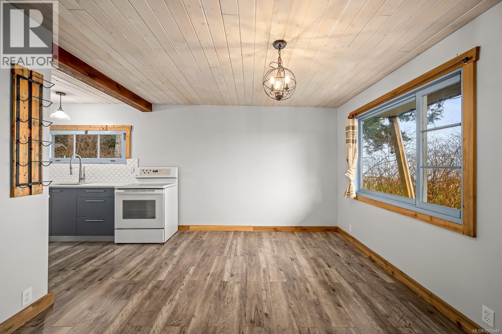 1426 Wilkinson Rd Property Photo 38