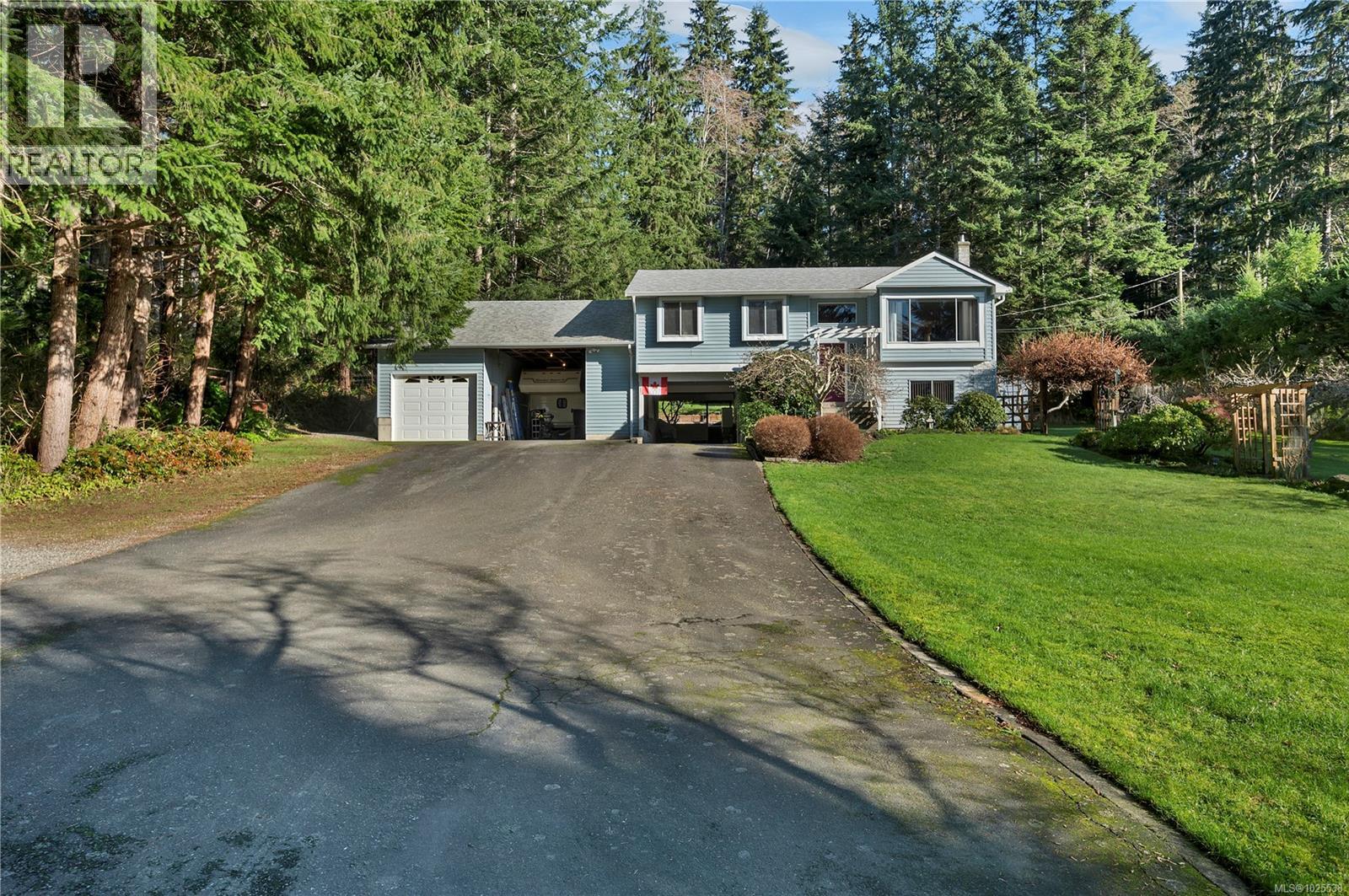 698 Plaza Rd Property Photo 1