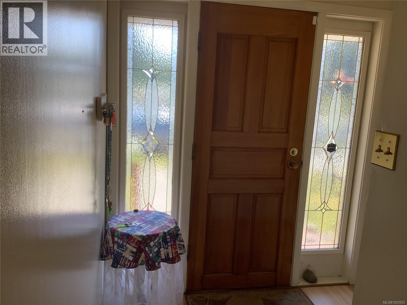220 17th Ave Property Photo 6