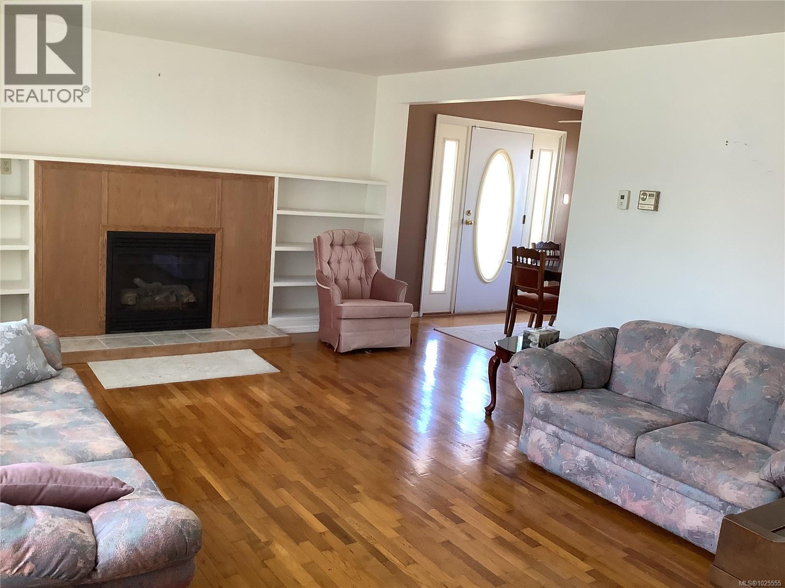 220 17th Ave Property Photo 12