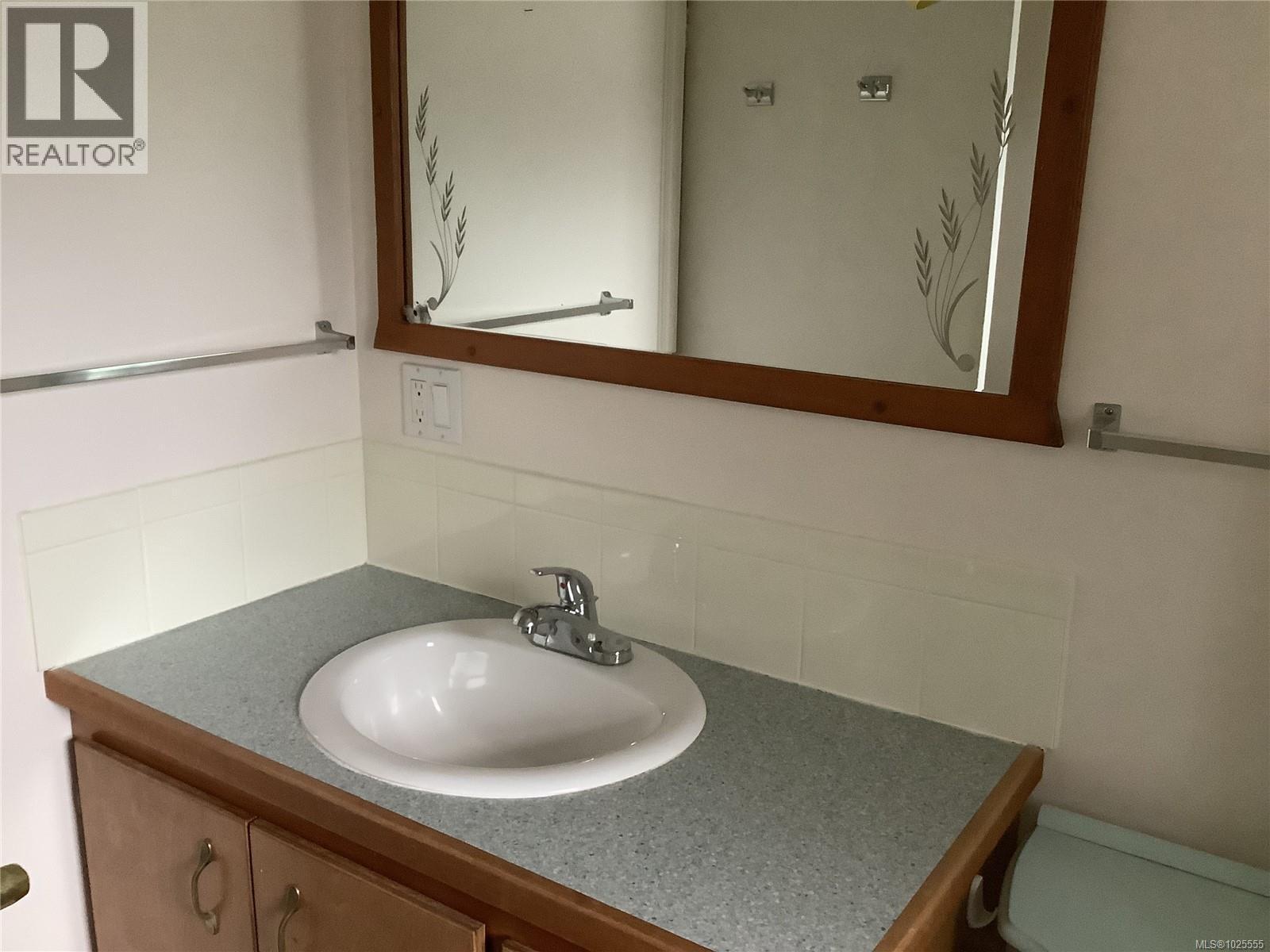 220 17th Ave Property Photo 16