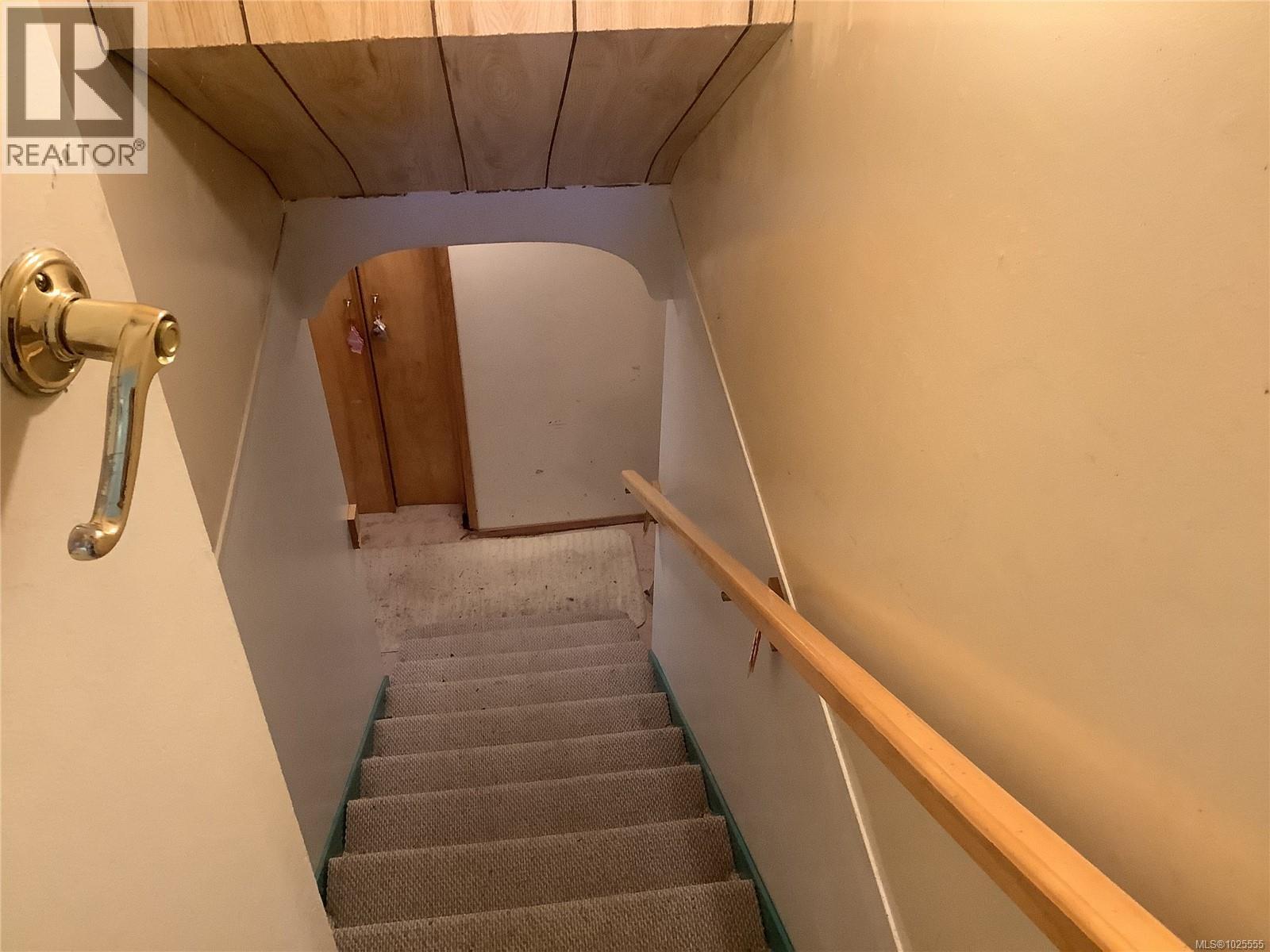220 17th Ave Property Photo 17