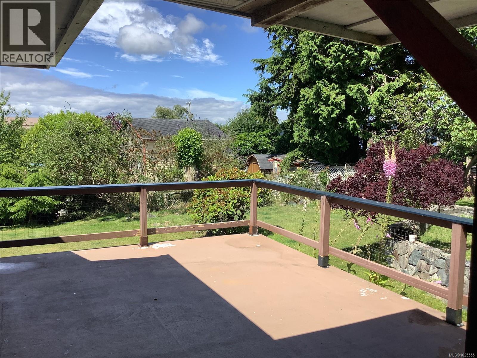 220 17th Ave Property Photo 22