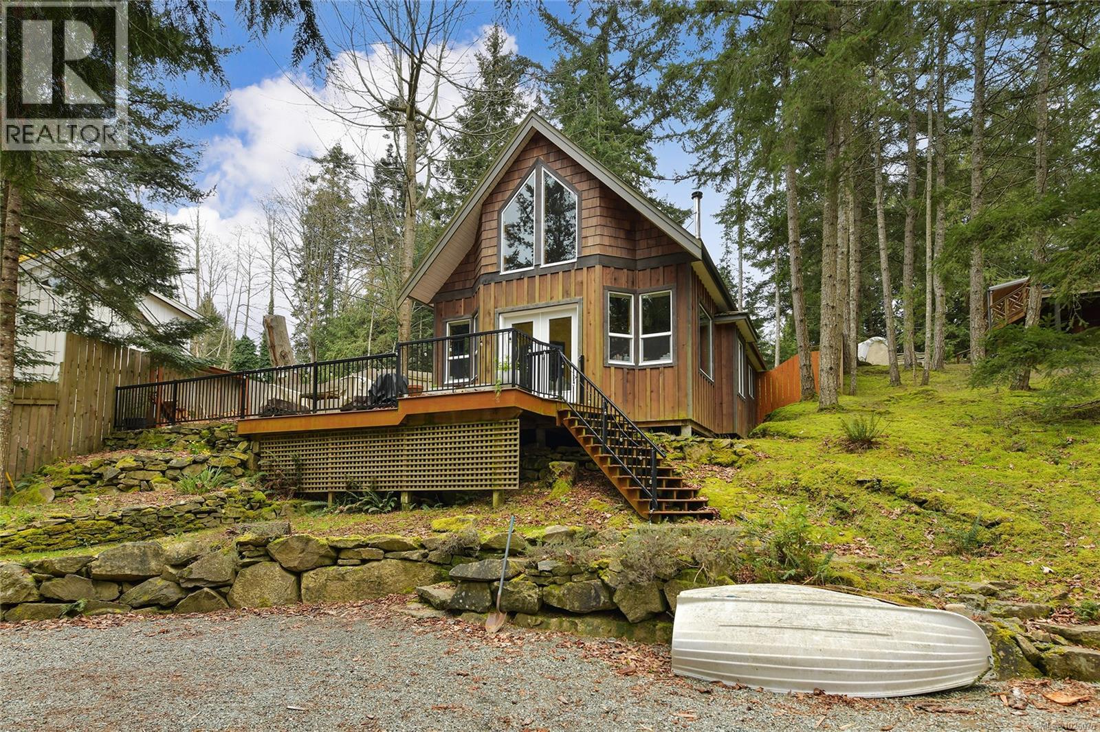 254 Mariners Way Property Photo 1