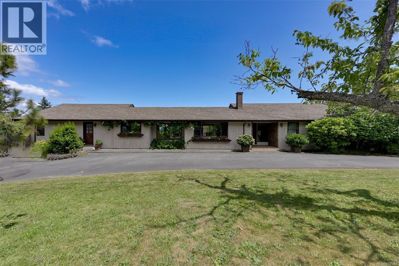 5489 Forest Hill Rd Property Photo 3